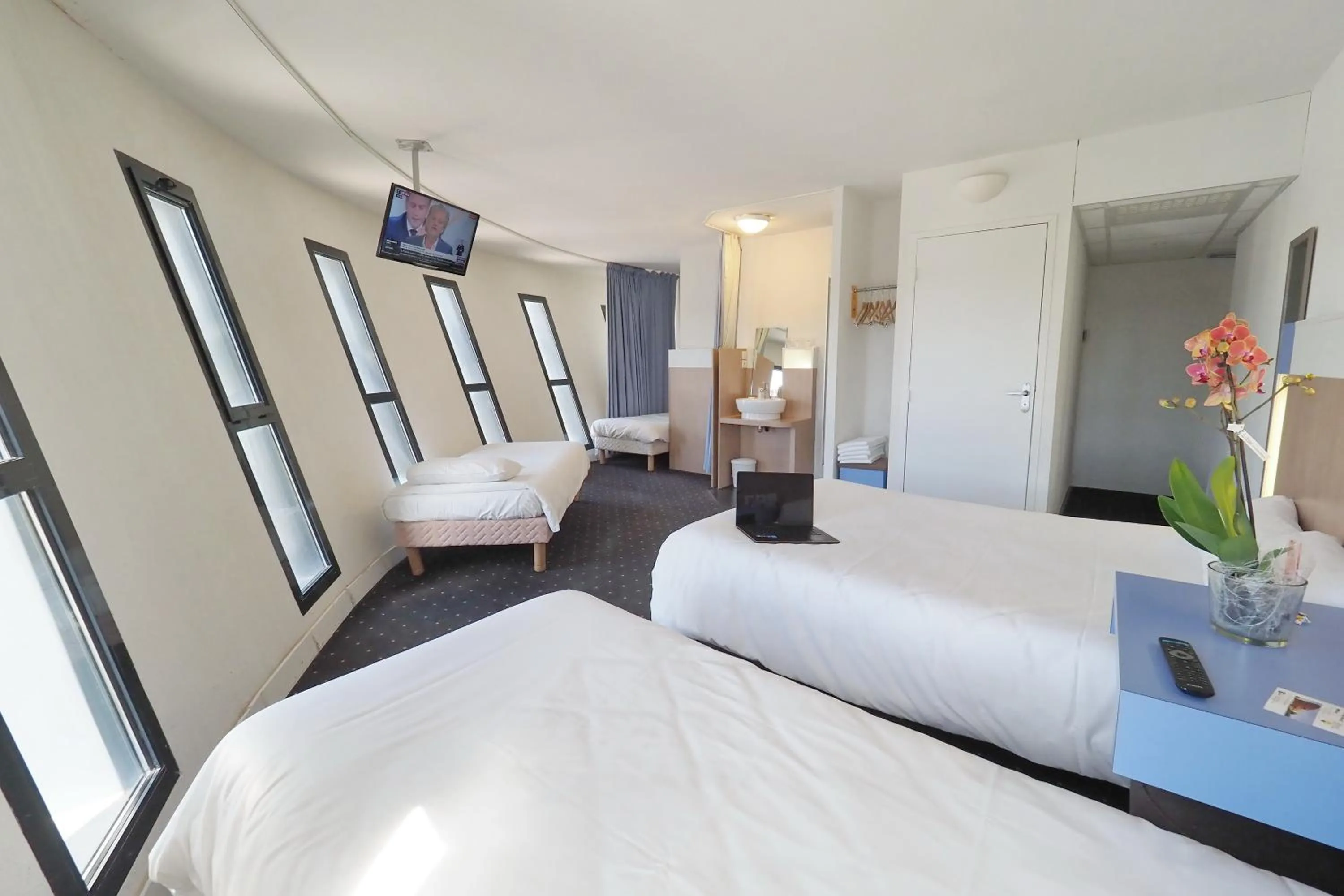 Bed in The Originals Access, Hôtel Millau Sud