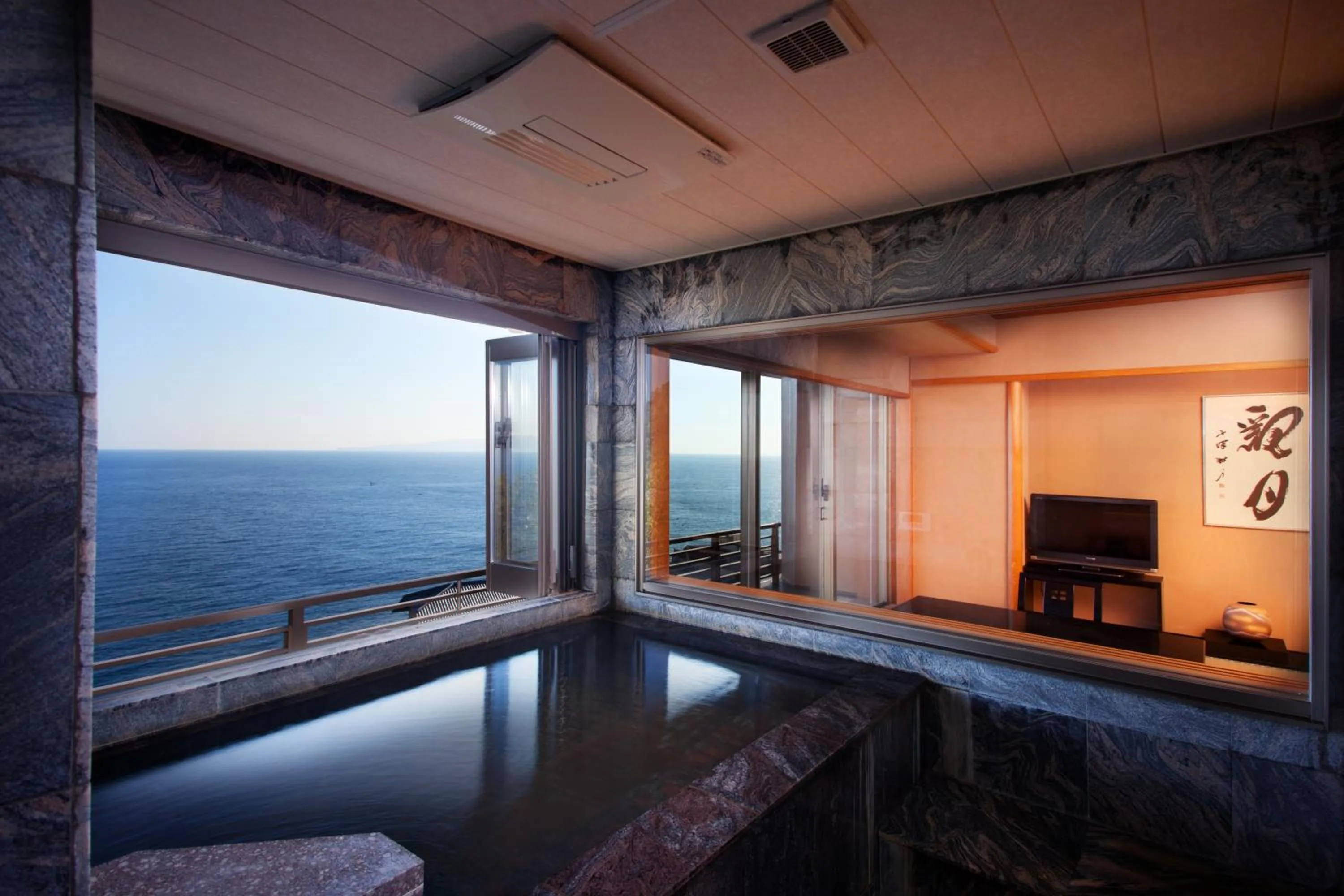 Photo of the whole room in Kissho Caren