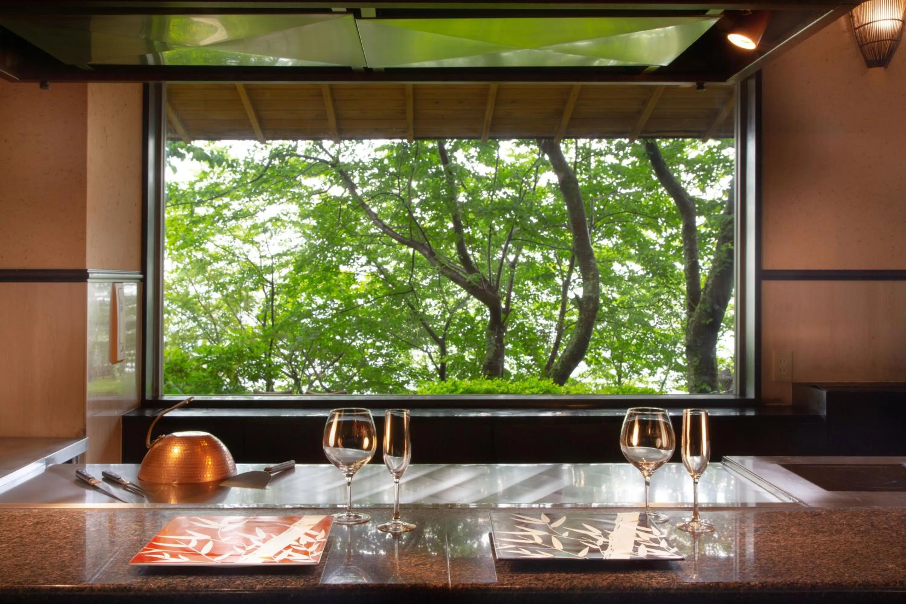 Restaurant/places to eat in Kissho Caren