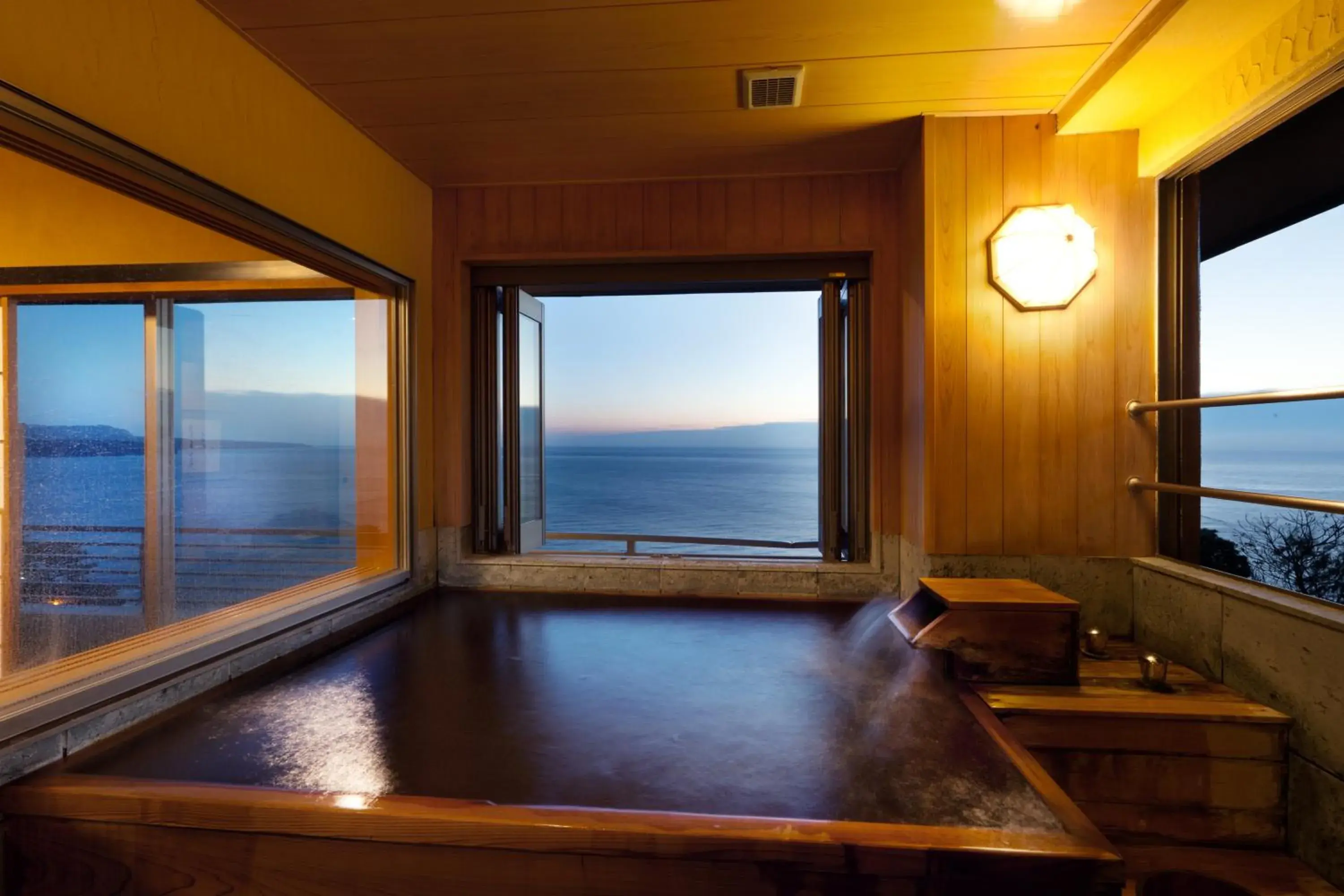 Japanese-Style Room with Private Bath and Special French Kaiseki Course Dinner - Sea View in Kissho Caren Japanese-Style Room with Private Bath and Special French Kaiseki Course Dinner - Sea View in Kissho Caren