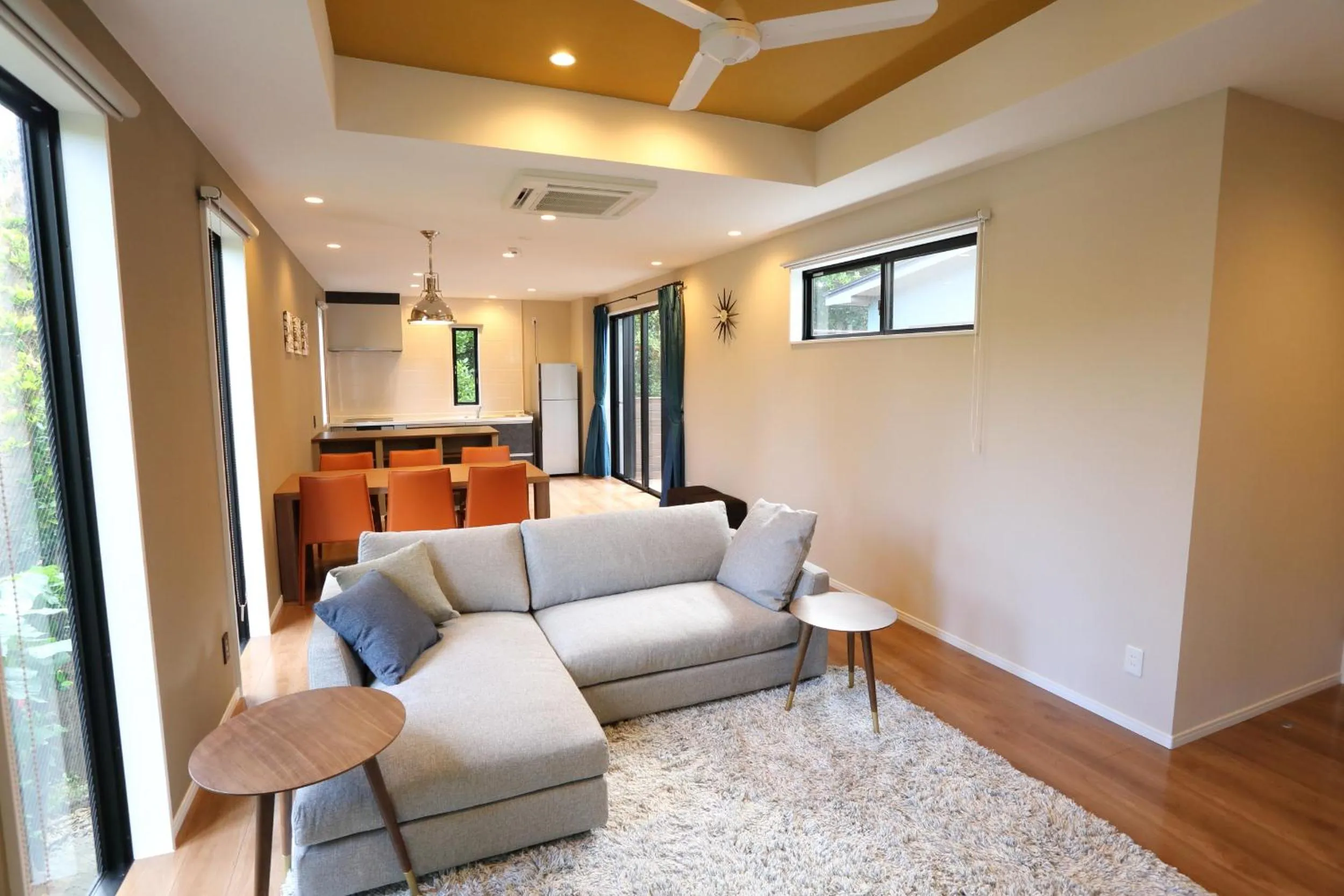 Living room in Tabinoteitaku Okinawa Bise HOMANN CONCEPT