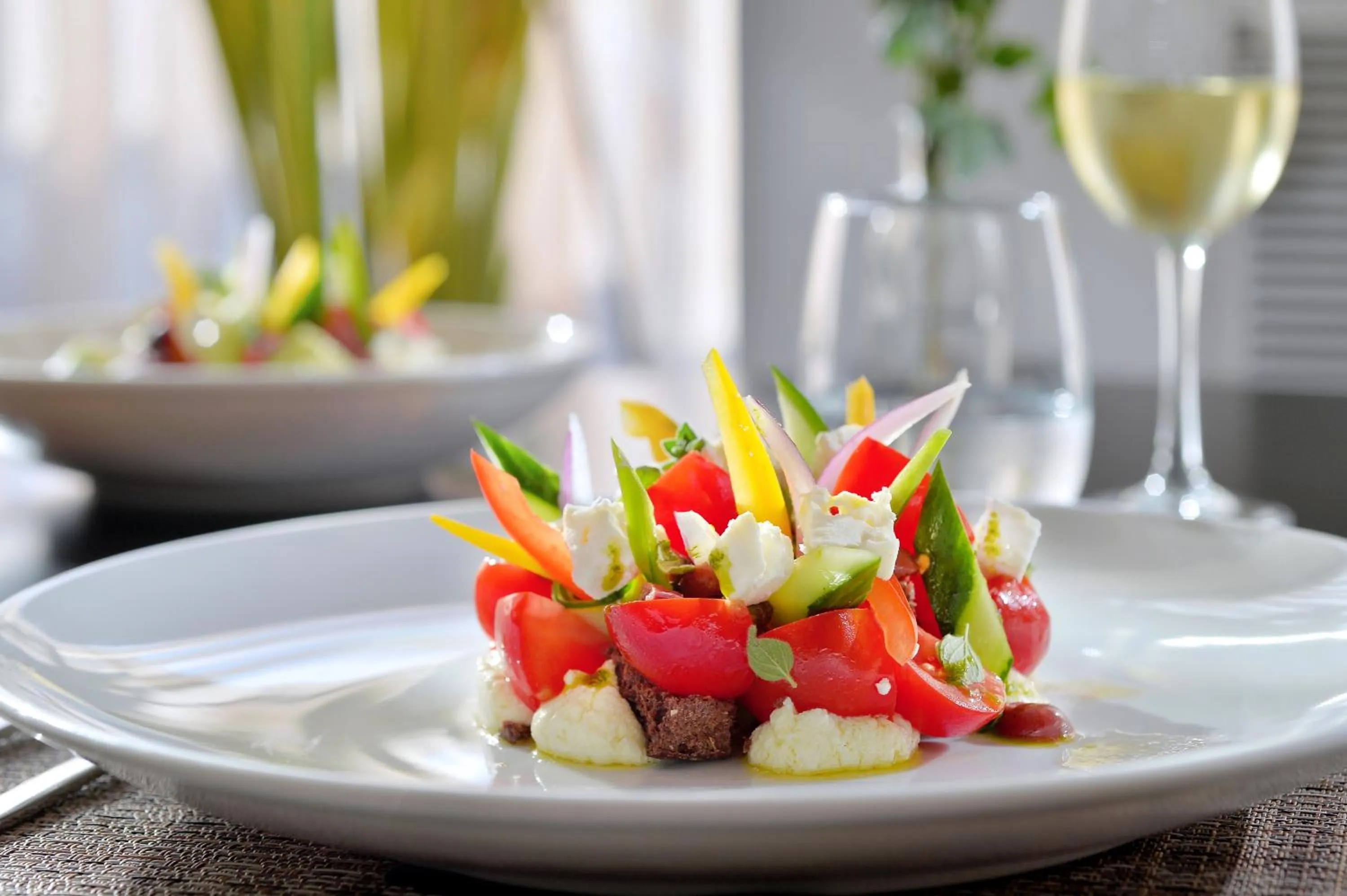 Food and drinks in Athenaeum Grand Hotel