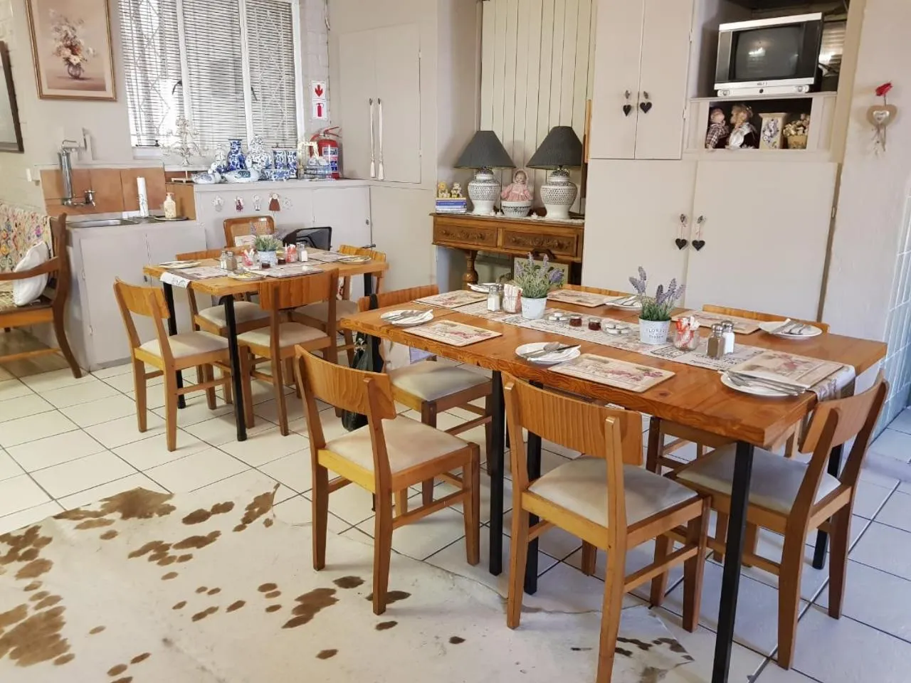 Seating area in Lavender Lane