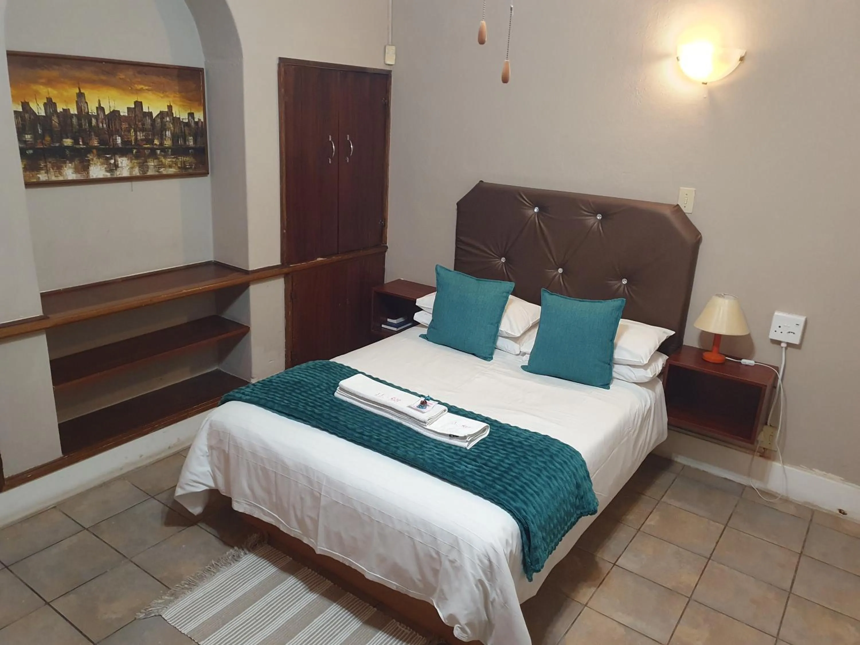 Bed in Lavender Lane