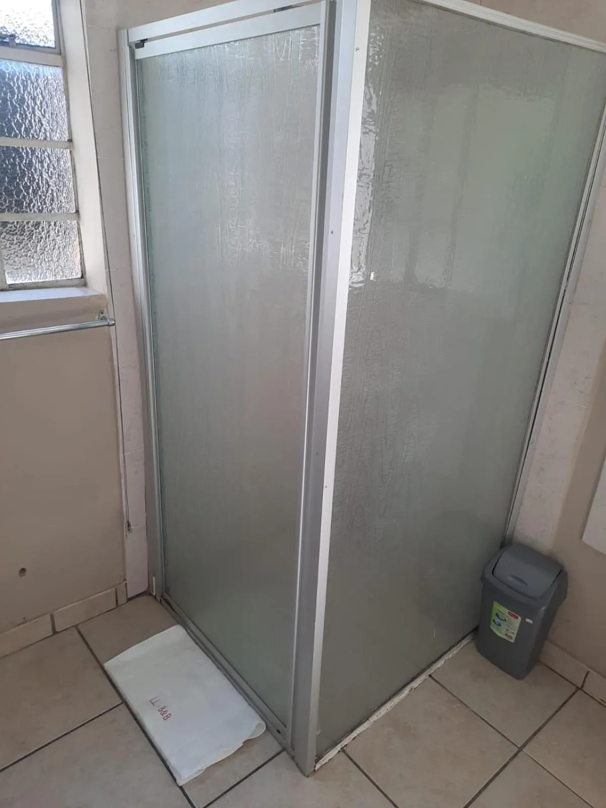 Shower in Lavender Lane