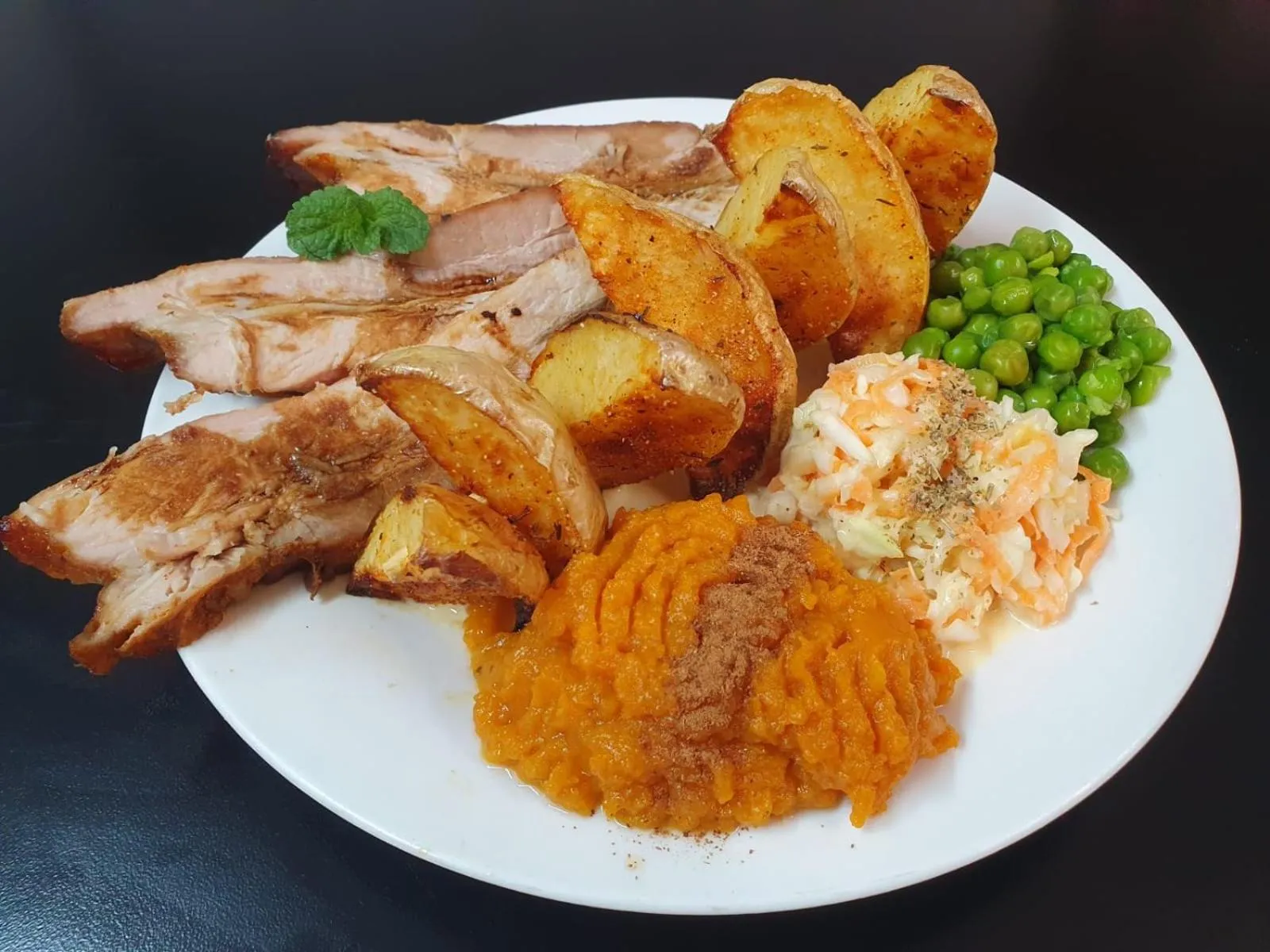 Restaurant/places to eat in Lavender Lane