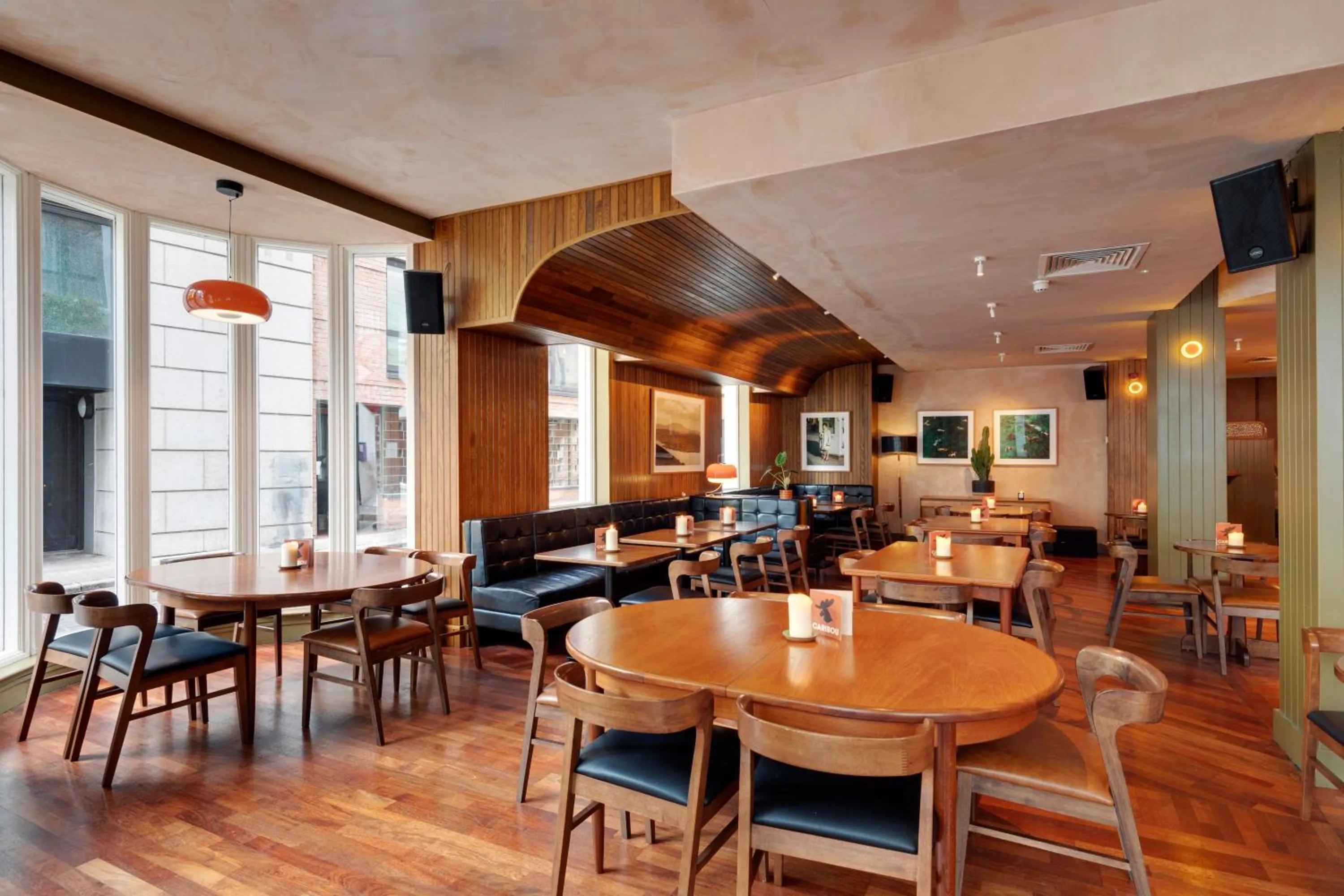 Restaurant/places to eat in Drury Court Hotel