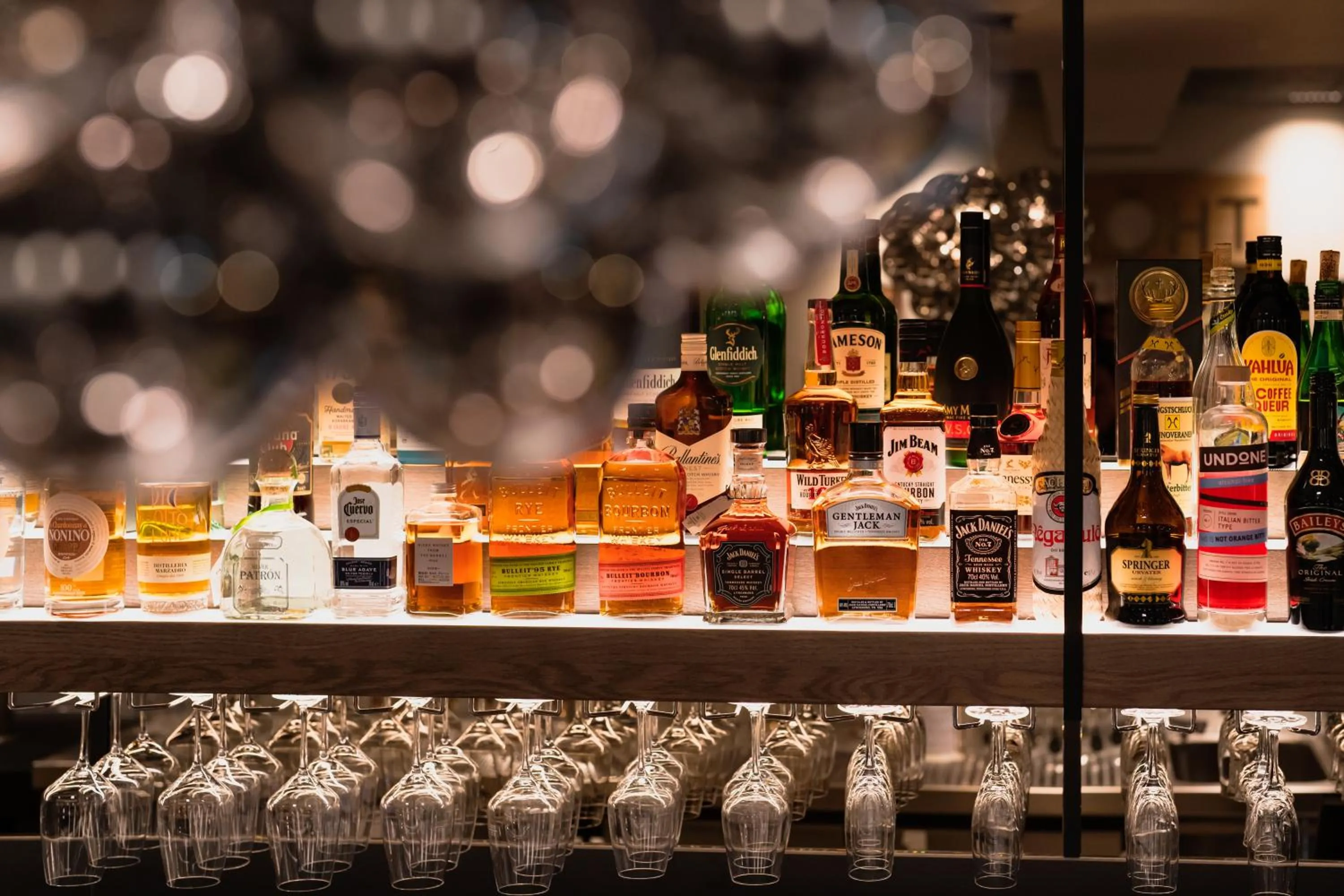 Lounge or bar in Thöles Hotel Bücken