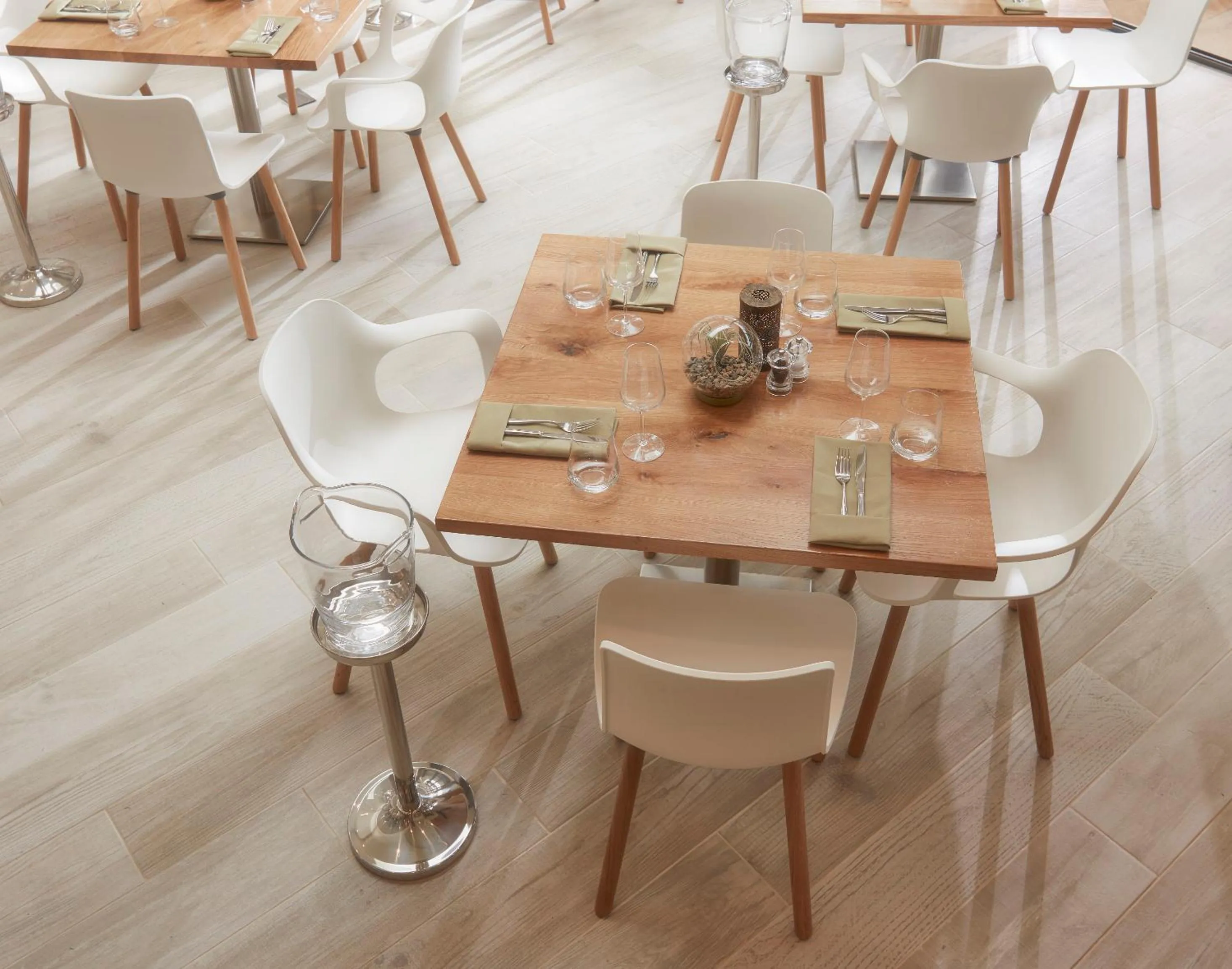 Restaurant/places to eat in Swinton Park