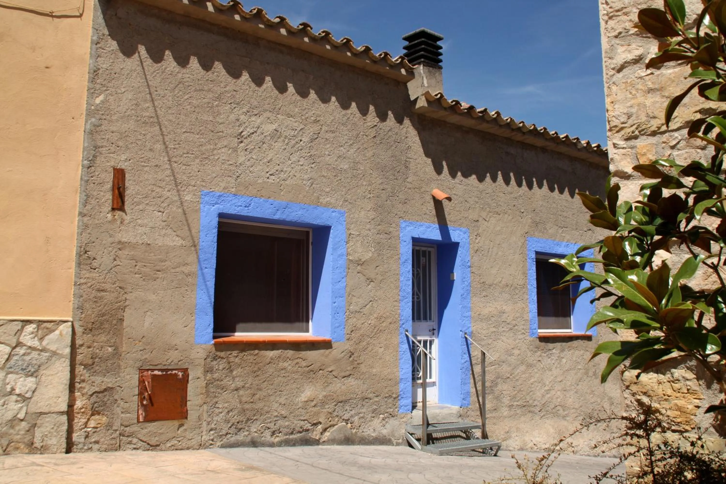 Facade/entrance in Cal Riba
