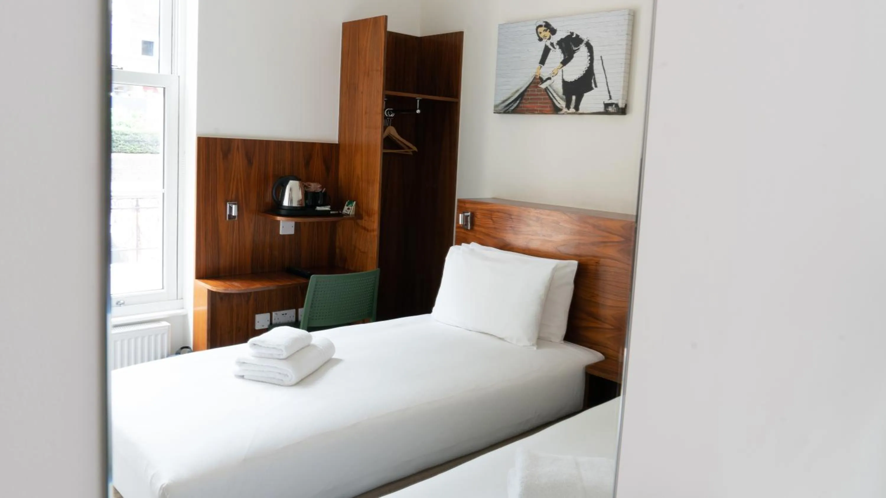 Bed in Chelsea Guest House