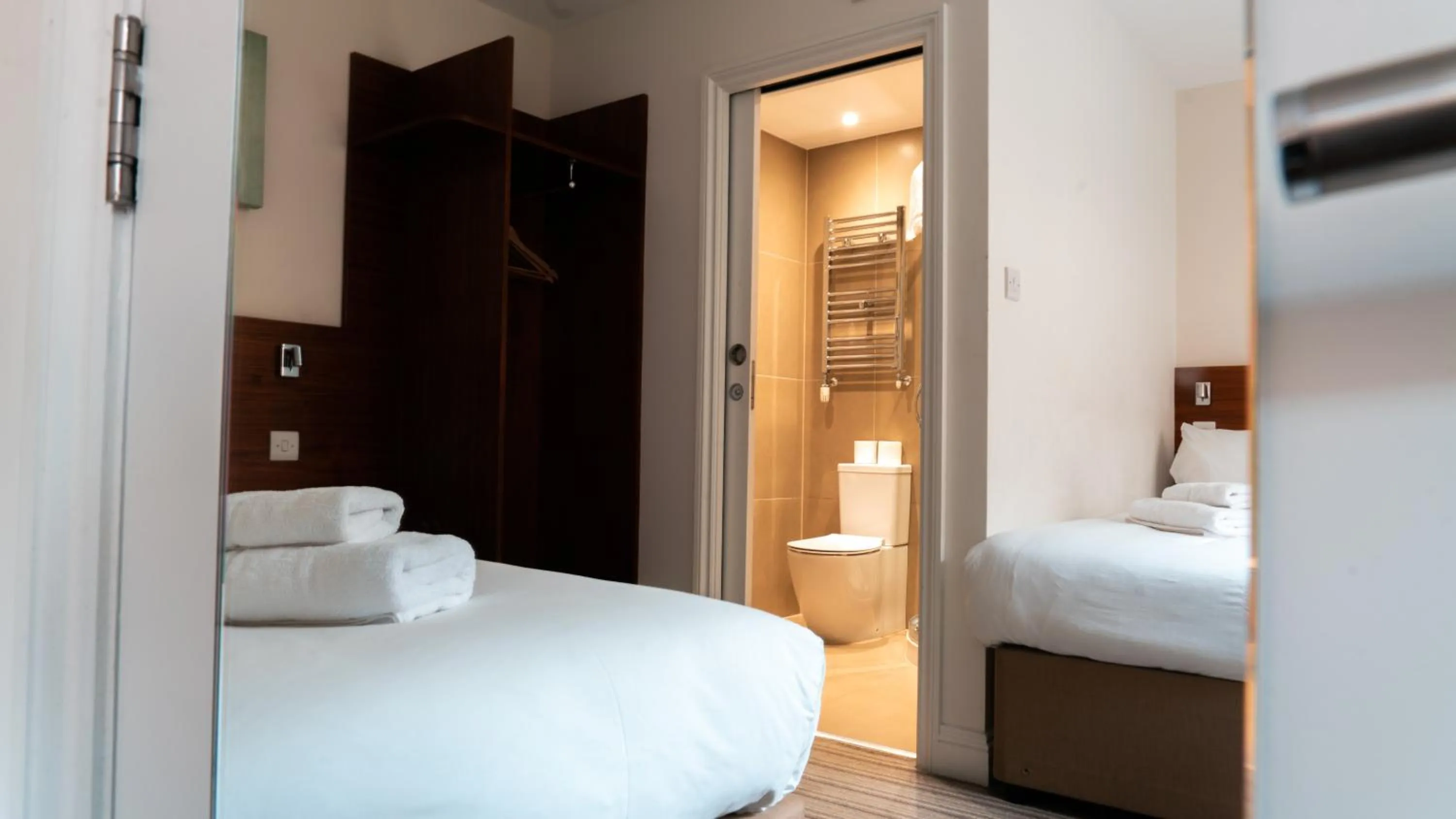 Bed in Chelsea Guest House