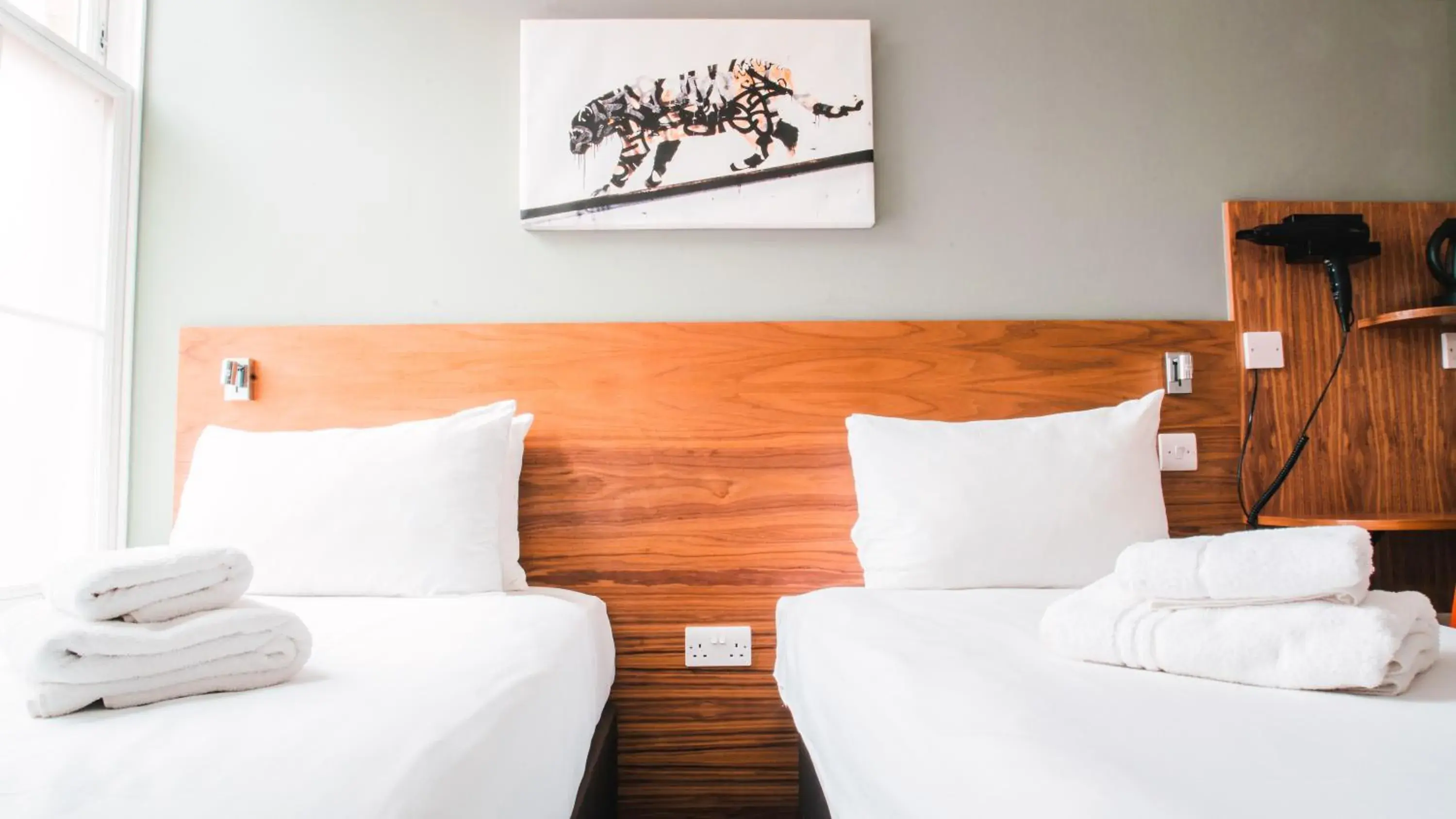 Standard Twin Room in Chelsea Guest House Standard Twin Room in Chelsea Guest House