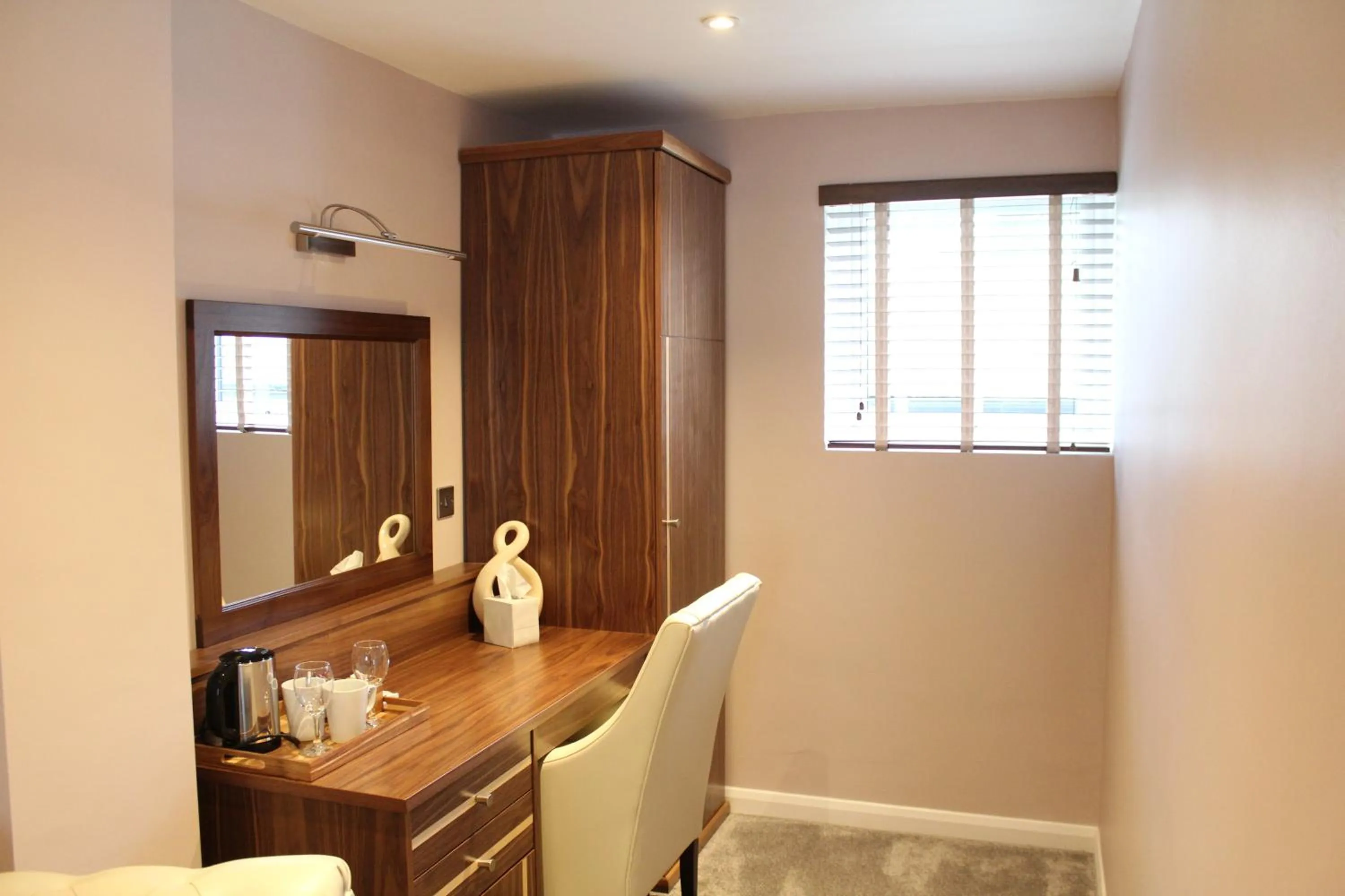 Bedroom in China Fleet Country Club