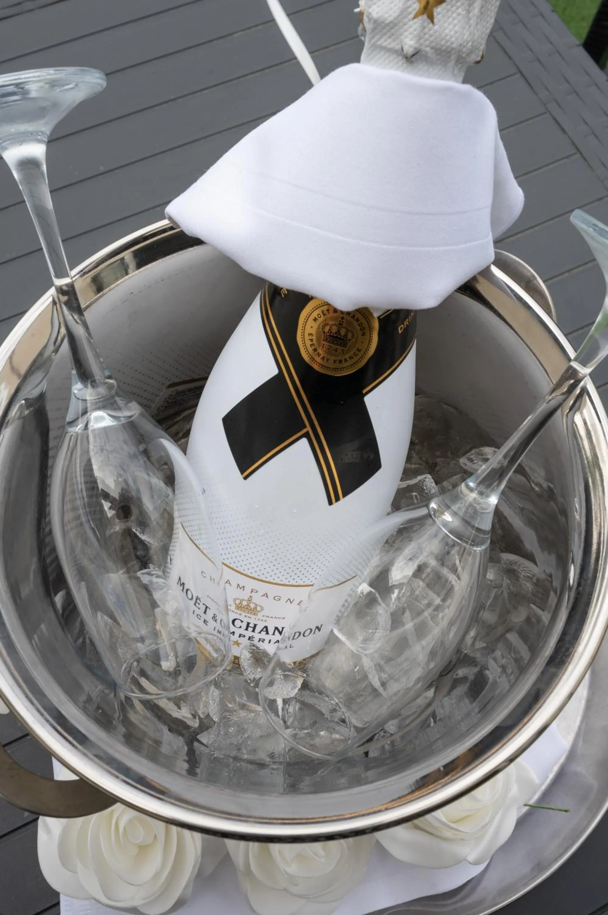 Alcoholic drinks in Smiths At Gretna Green Hotel