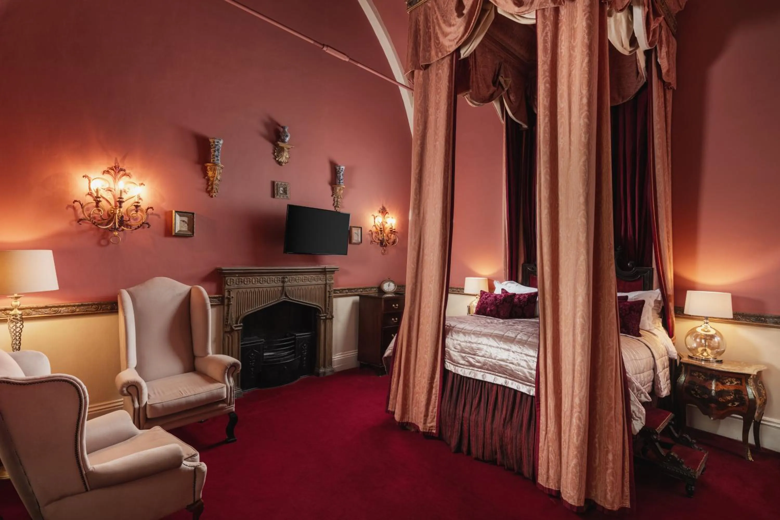 Bed in Lumley Castle Hotel