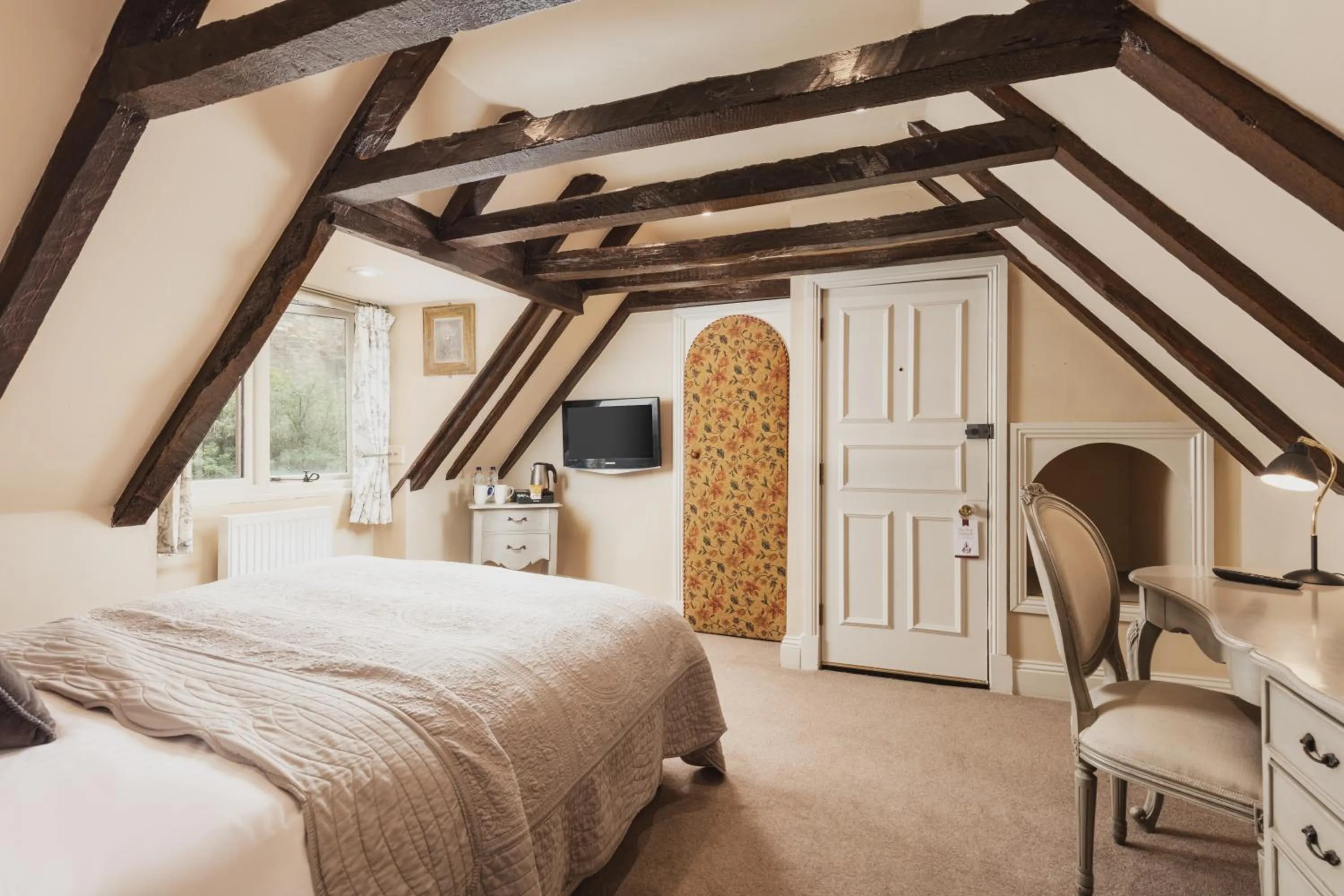 Bed in Lumley Castle Hotel