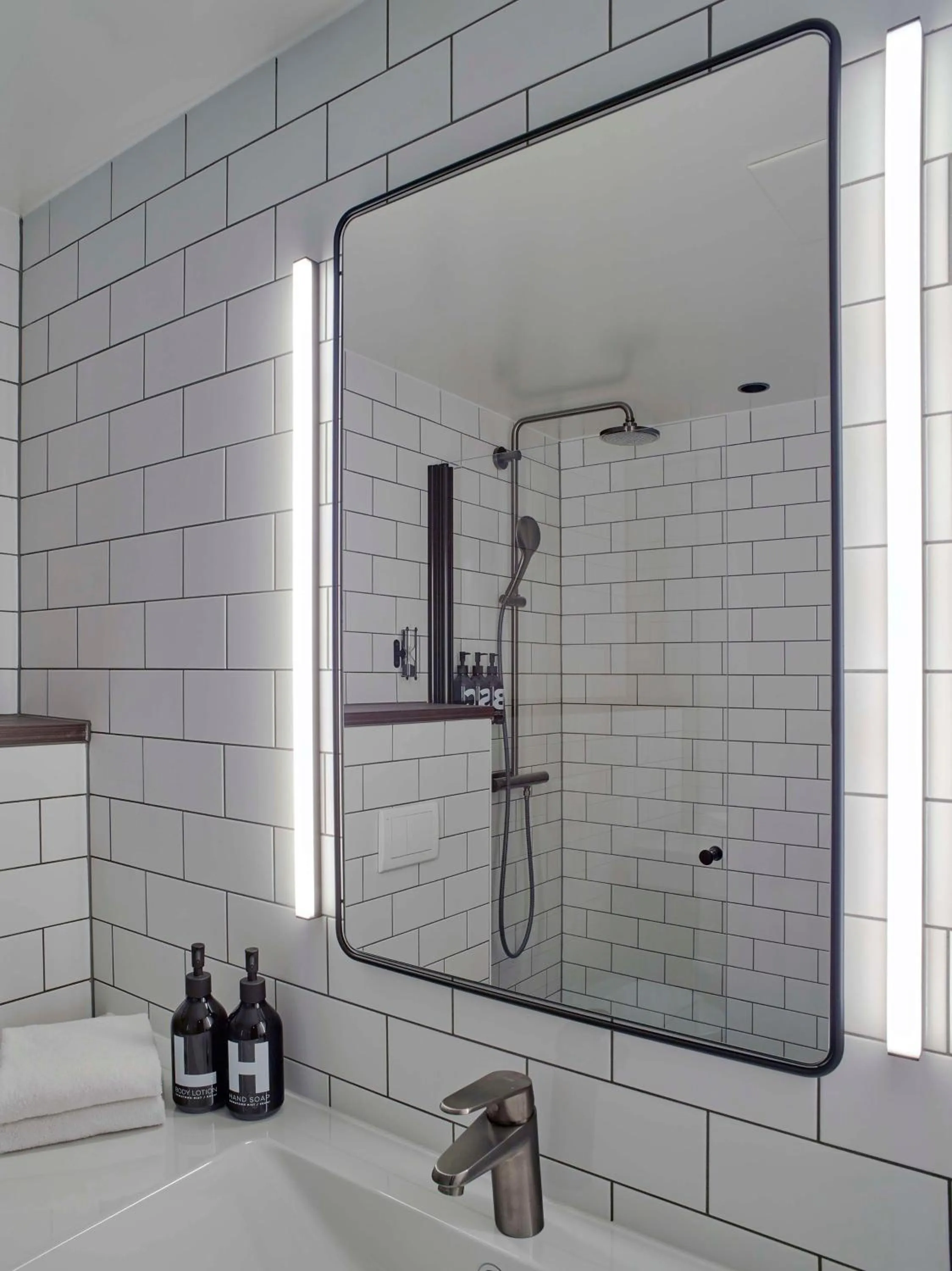 Bedroom in Downtown Camper by Scandic