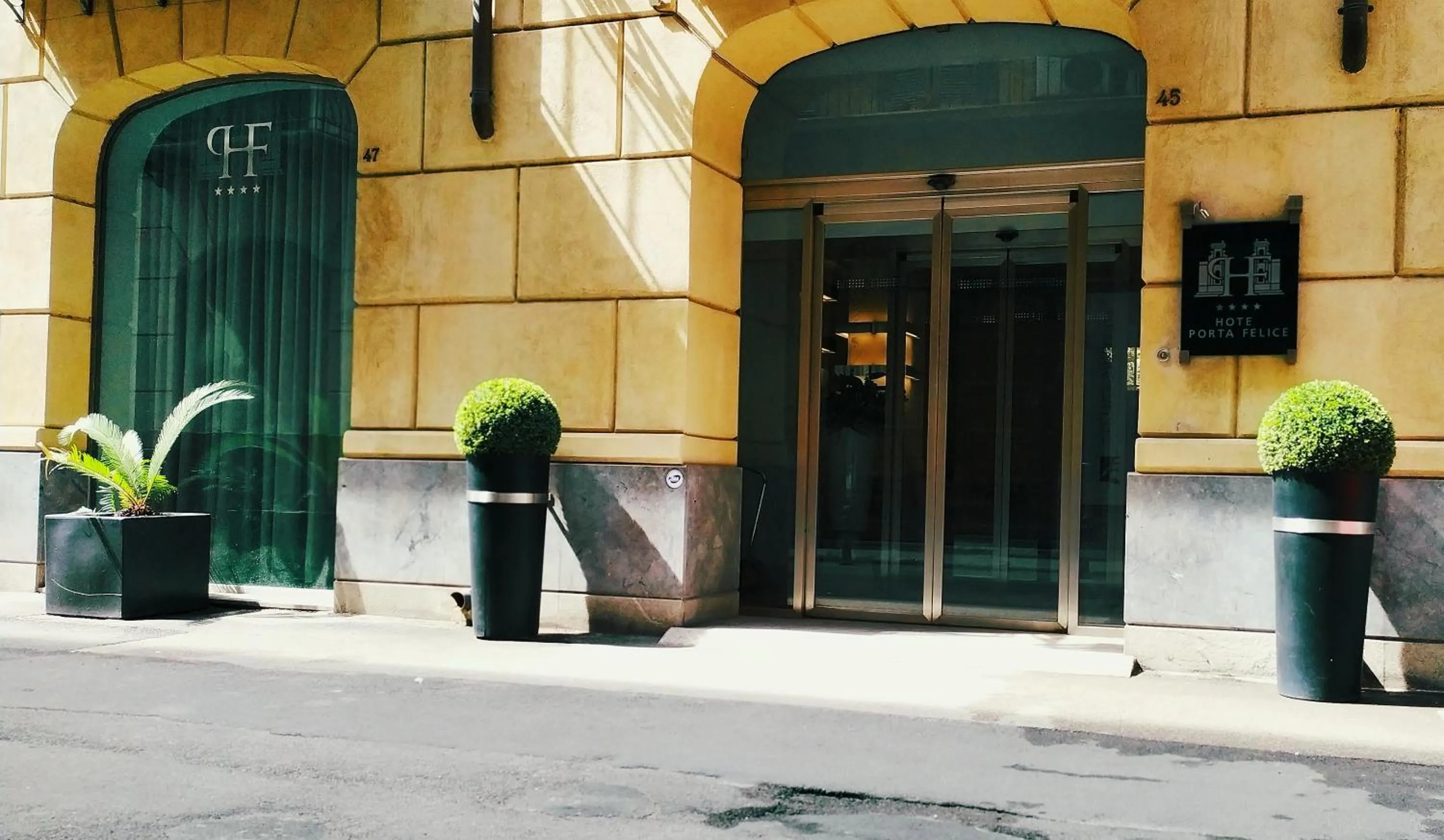 Facade/entrance in Hotel Porta Felice & Spa