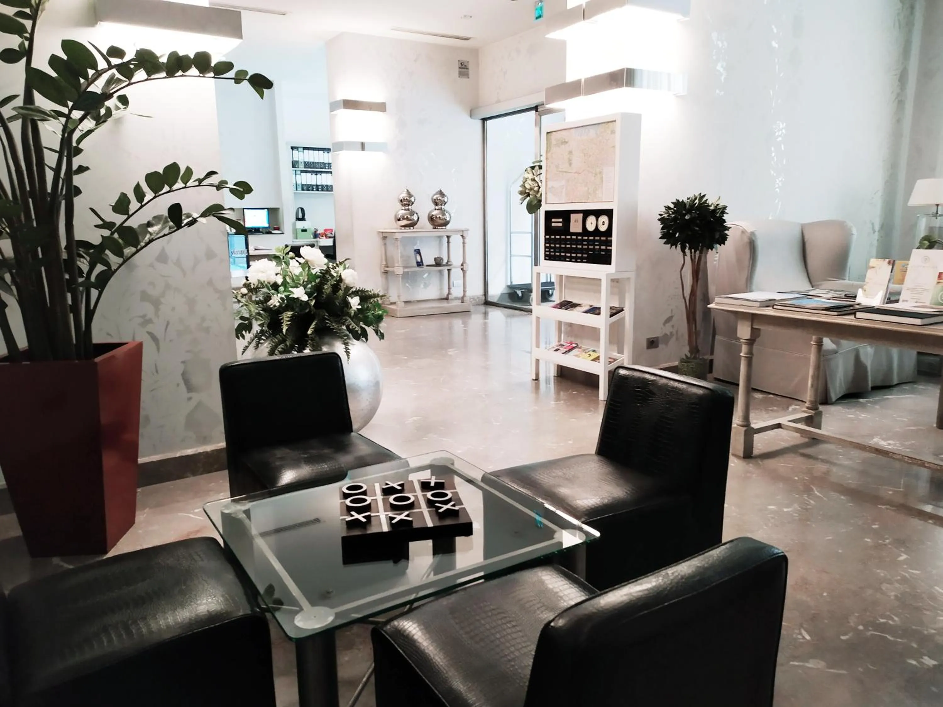 Lobby or reception in Hotel Porta Felice & Spa