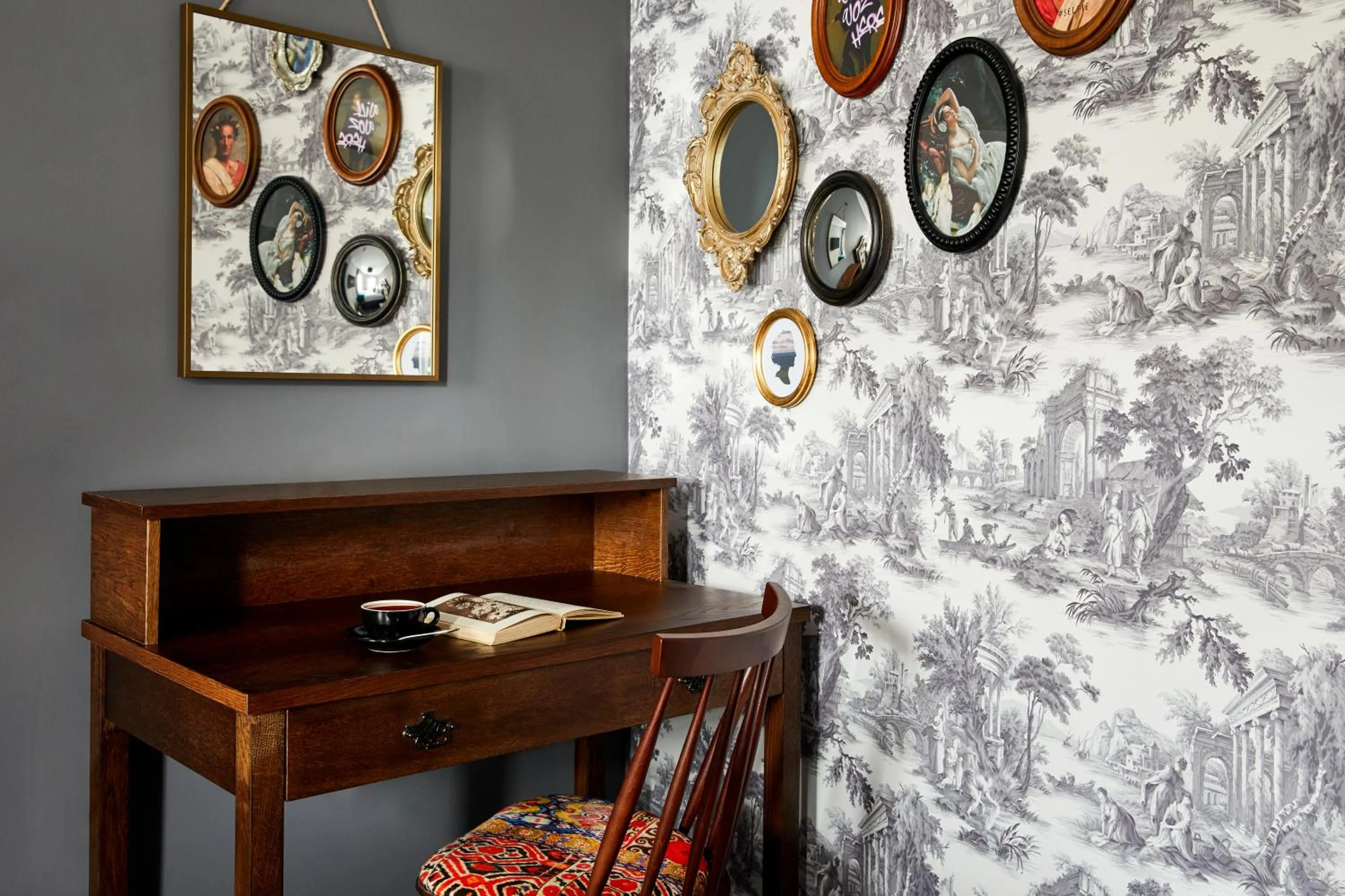 Bedroom in Hotel Indigo - Stratford Upon Avon by IHG