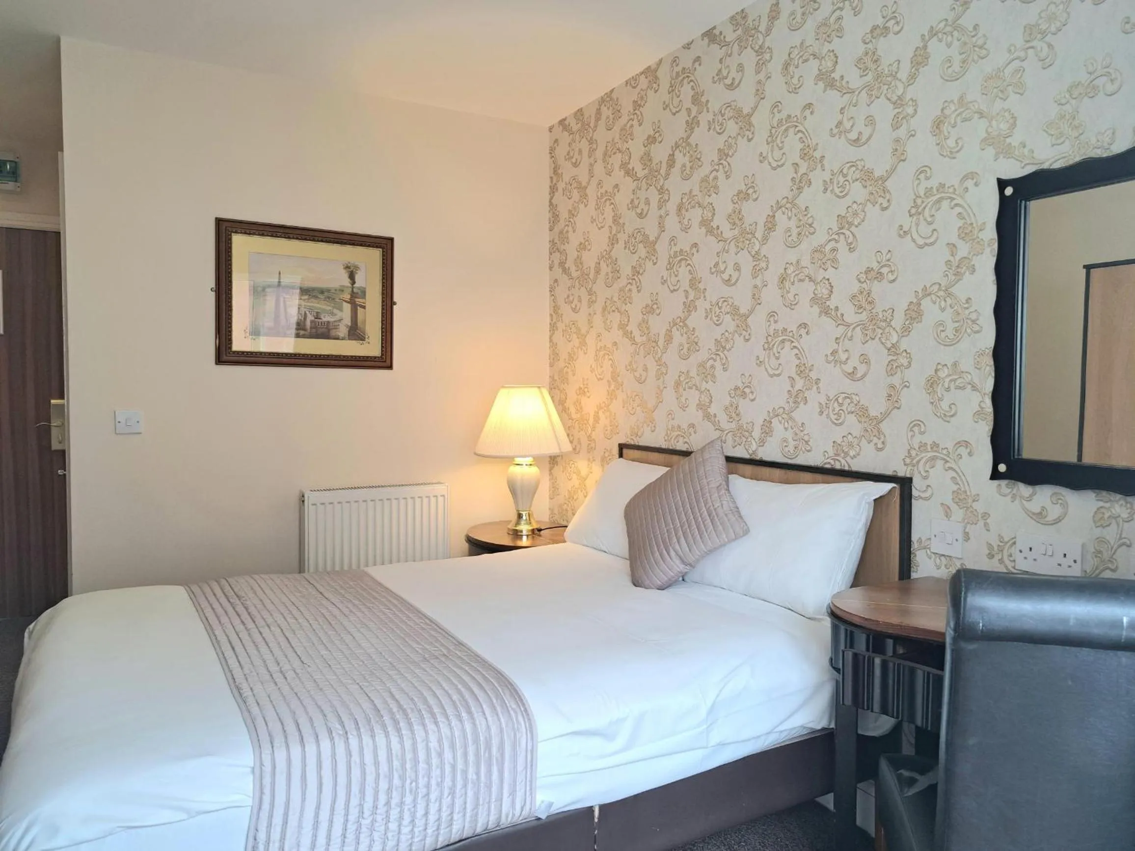 Bed in Scarisbrick Hotel