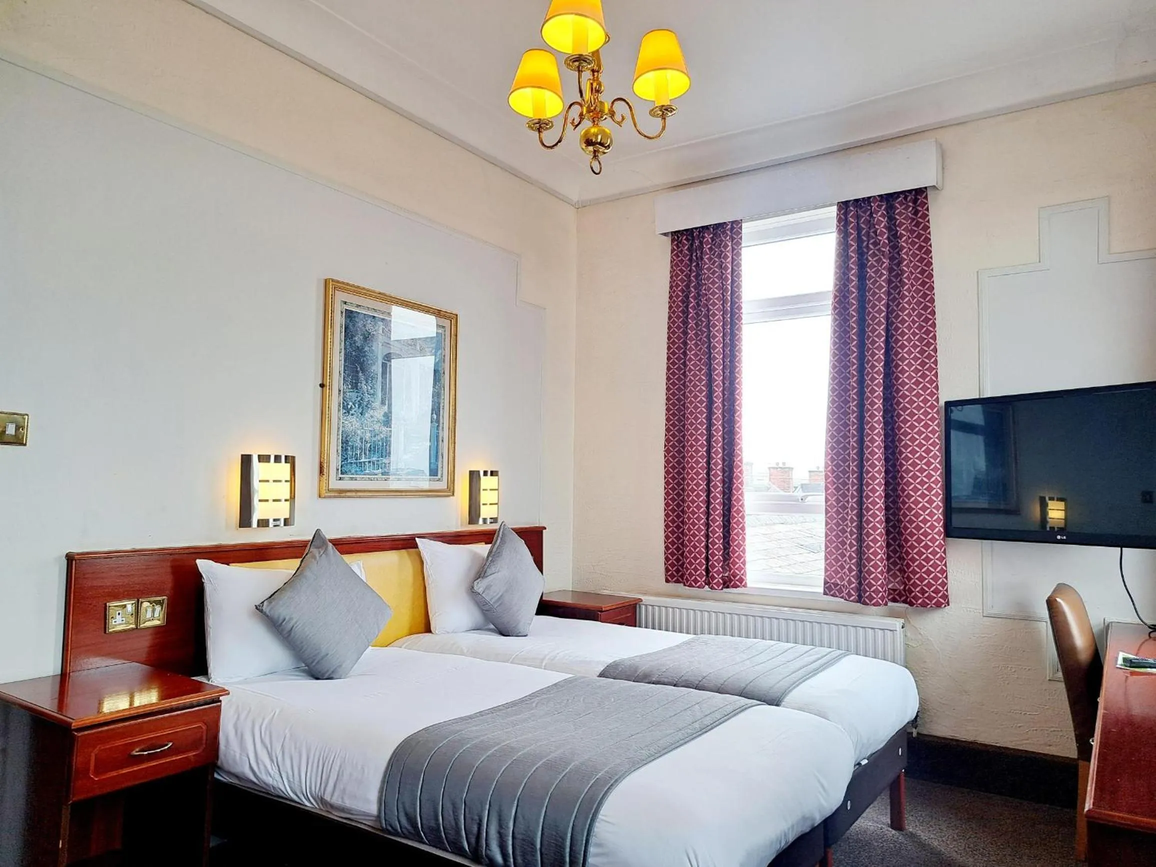 Bed in Scarisbrick Hotel