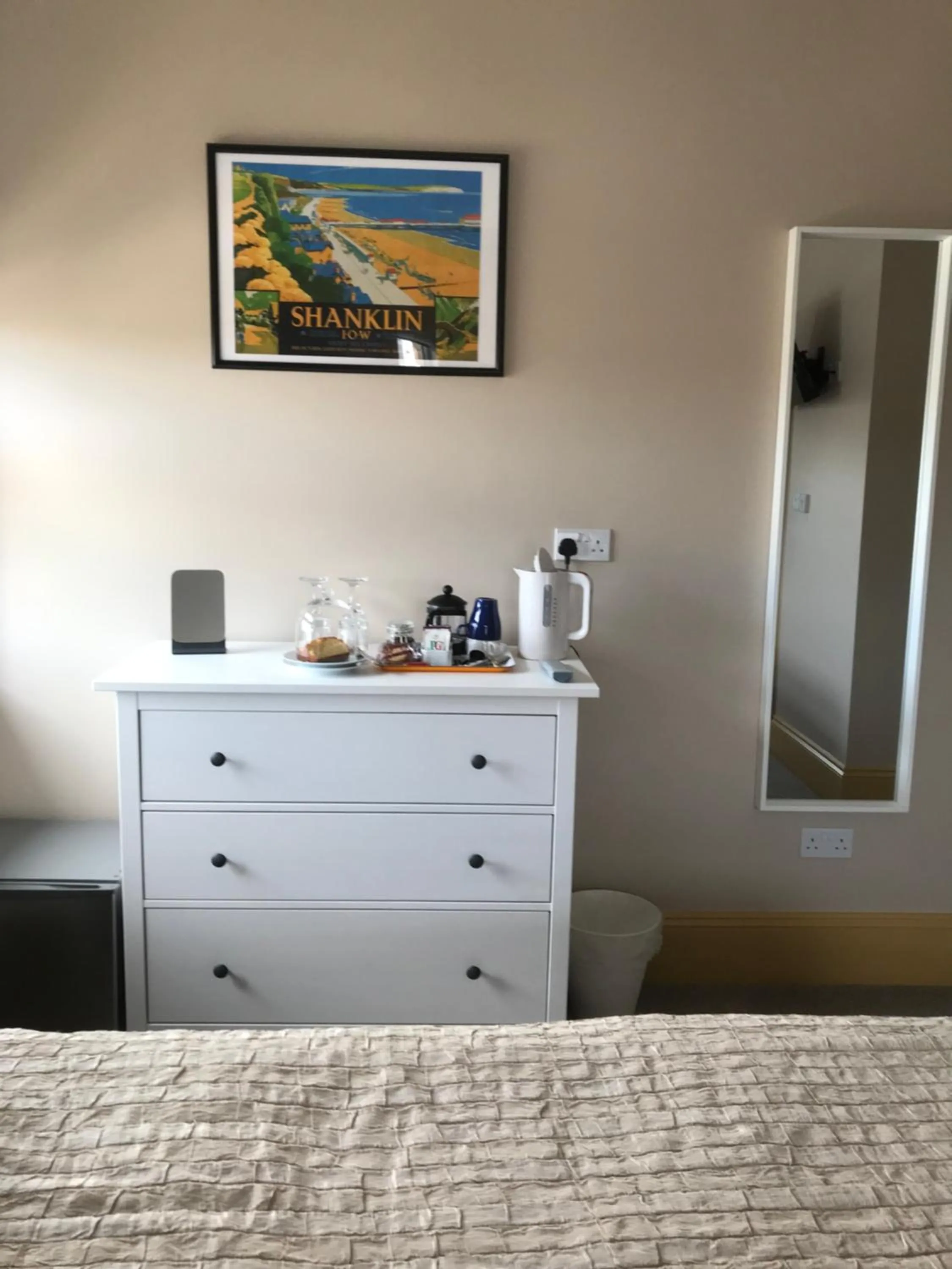 Kitchen or kitchenette, Bed in Number 29 - Only Adults