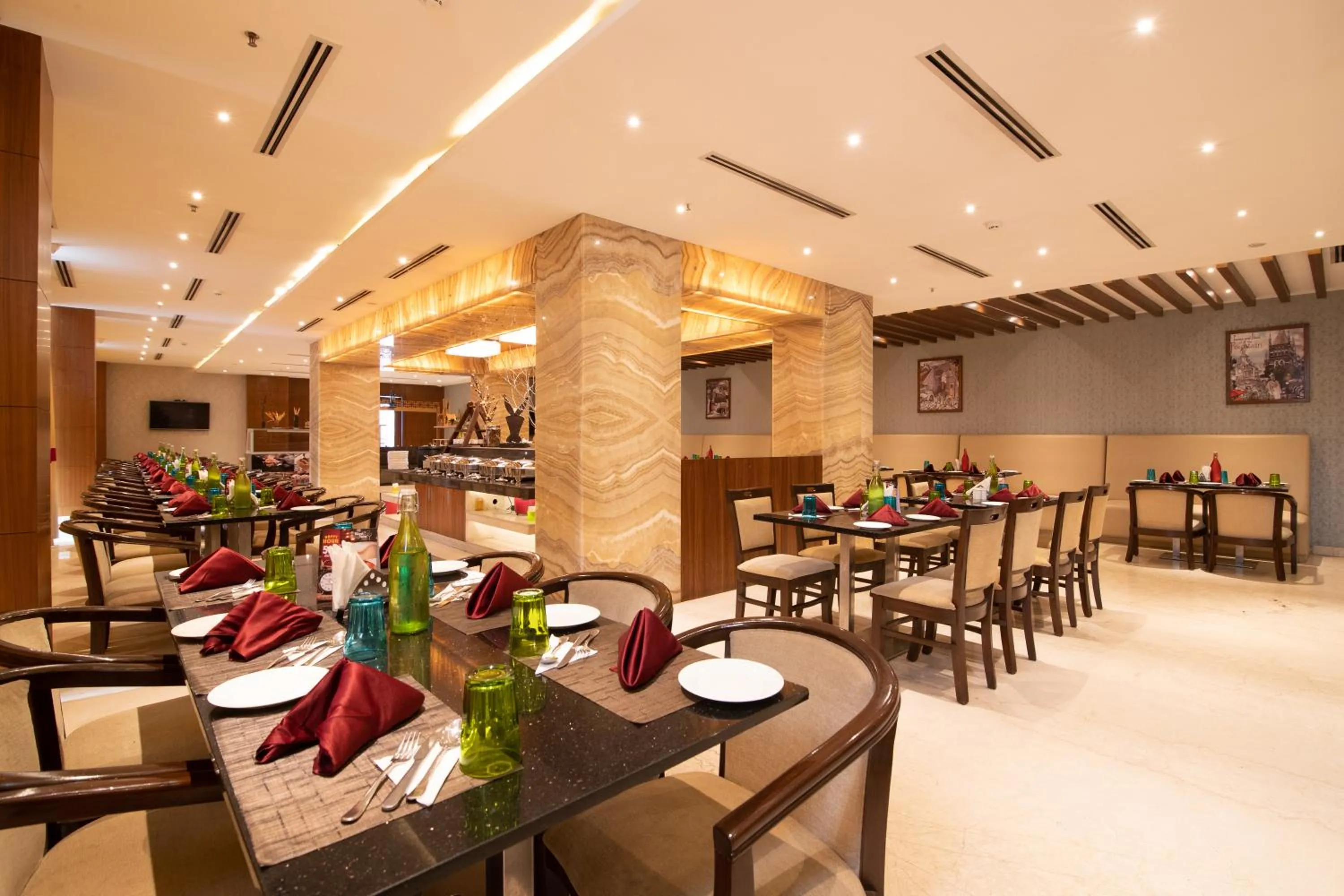 Restaurant/places to eat in Bhagini Icon Premier Hotel