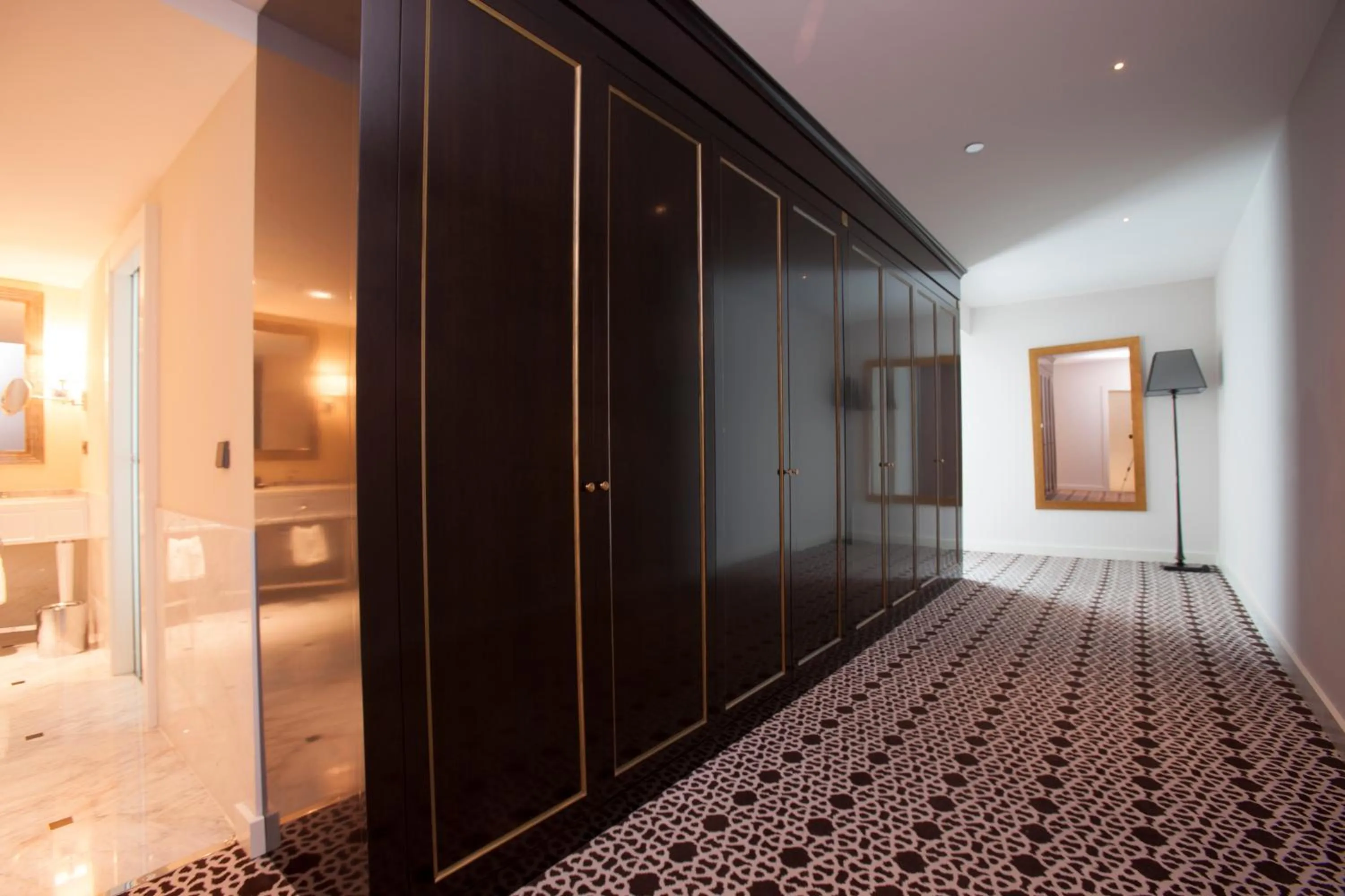 Area and facilities in Palm Camayenne