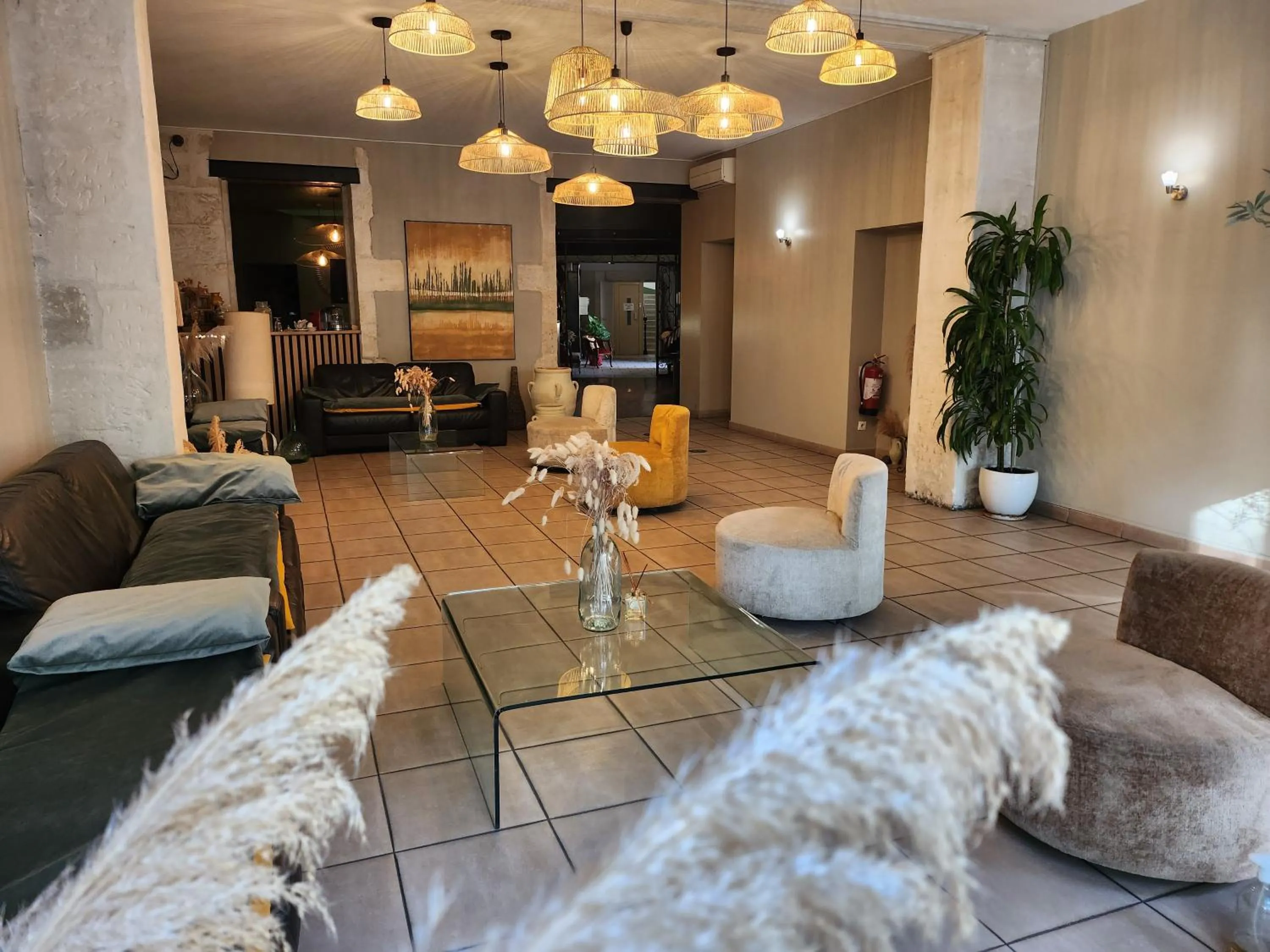 Living room in Hôtel Abalone - Centre Gare