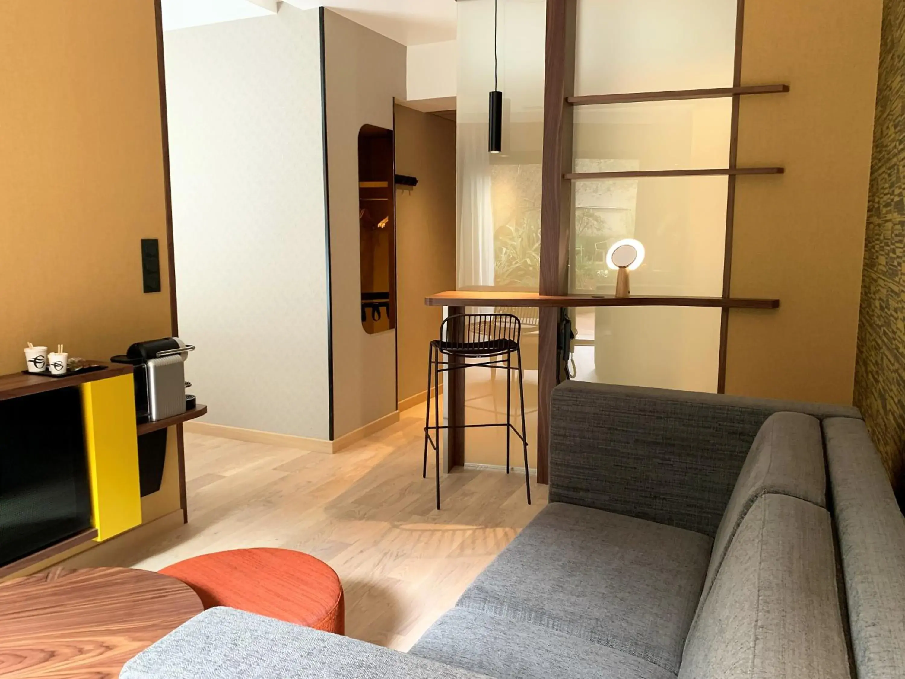 Double Room with Terrace in Oceania Paris Porte De Versailles Double Room with Terrace in Oceania Paris Porte De Versailles