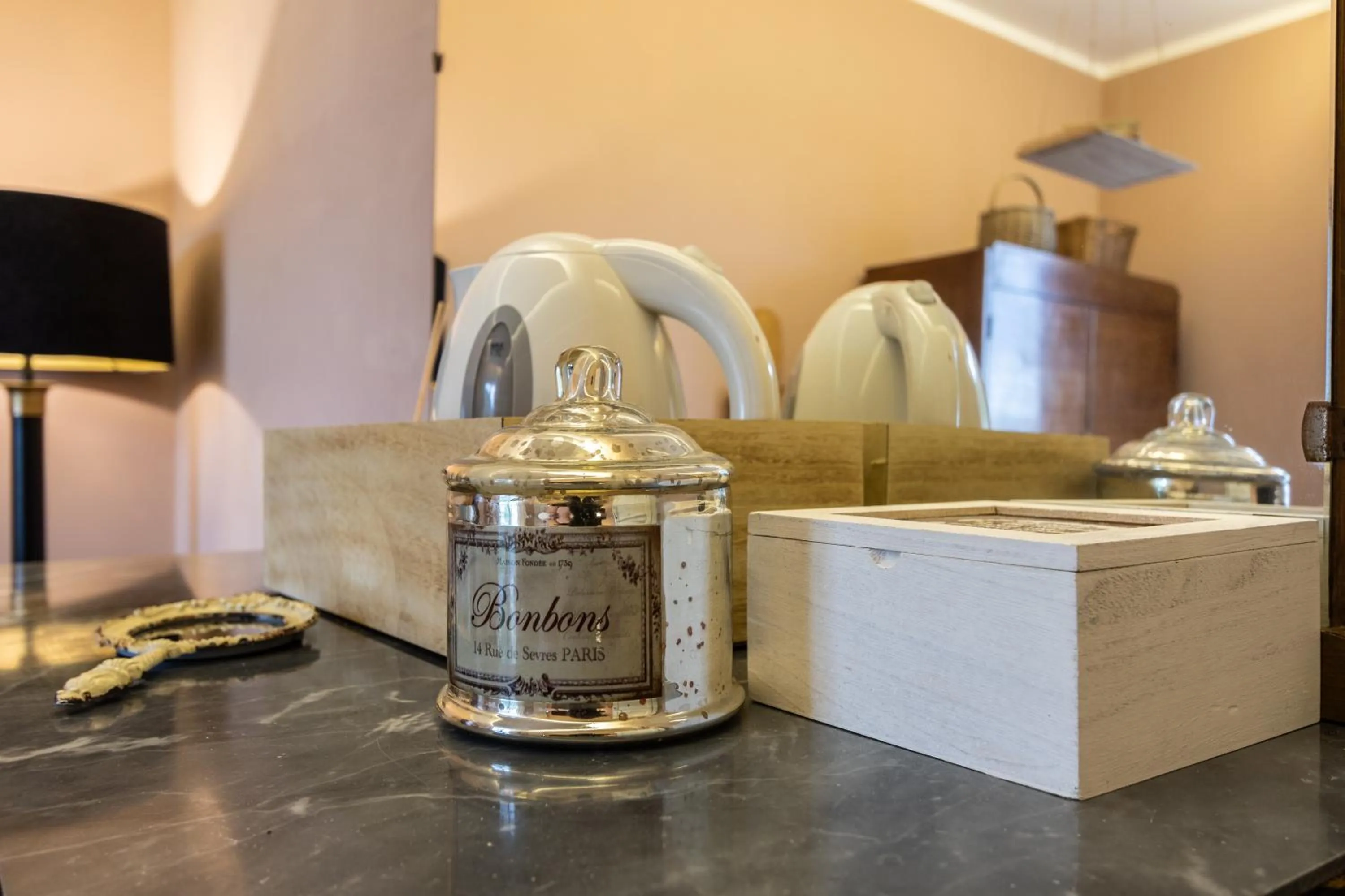 Decorative detail in Casa Montalgallo