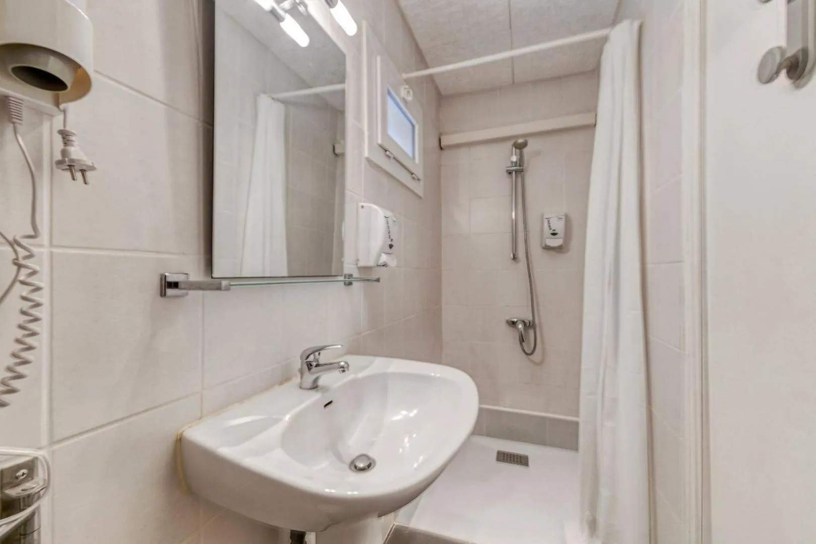 Bathroom in Hôtel Vila