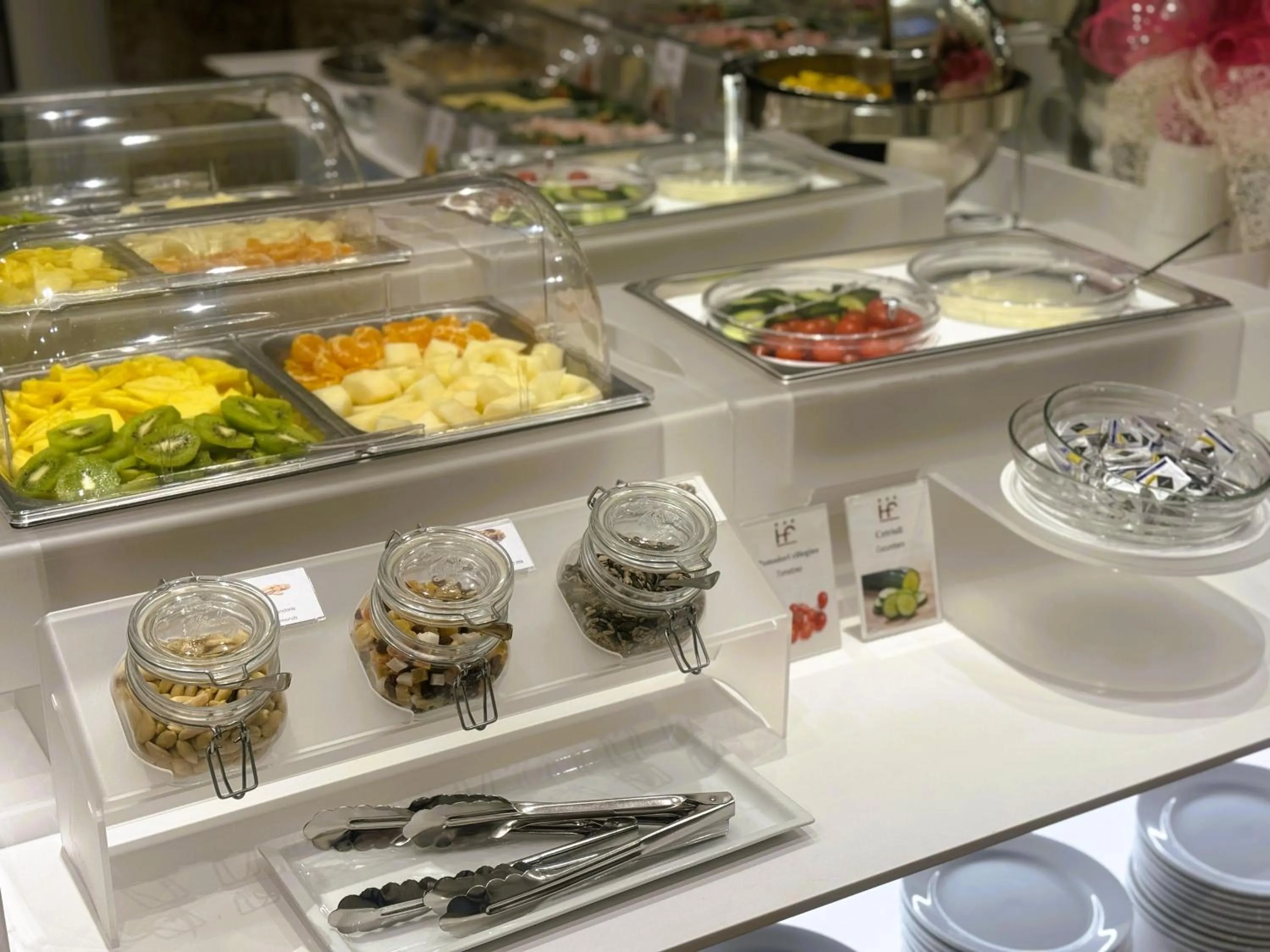 Continental breakfast in Hotel Flora