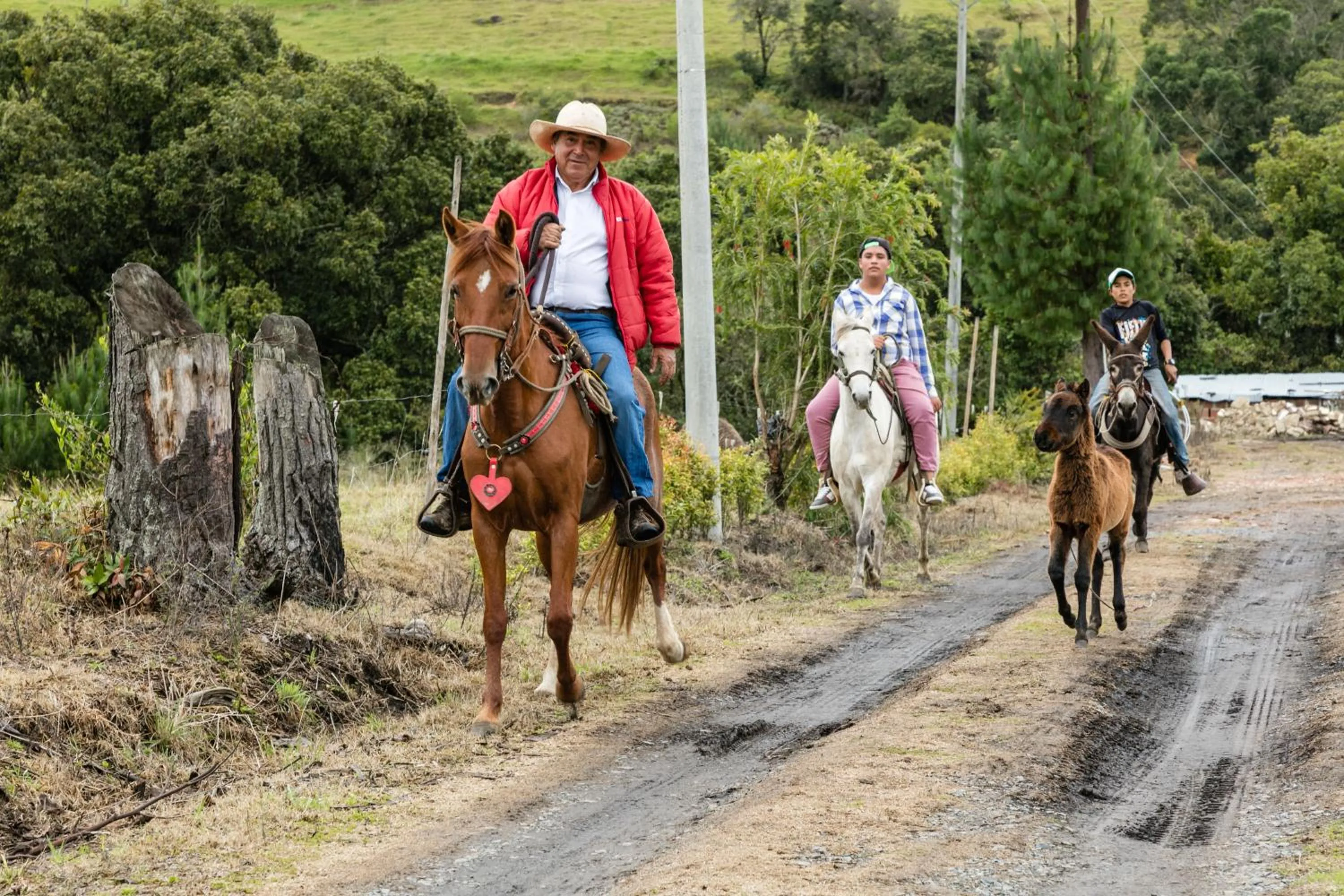 Horseback Riding in Hotel Campestre La Periquera