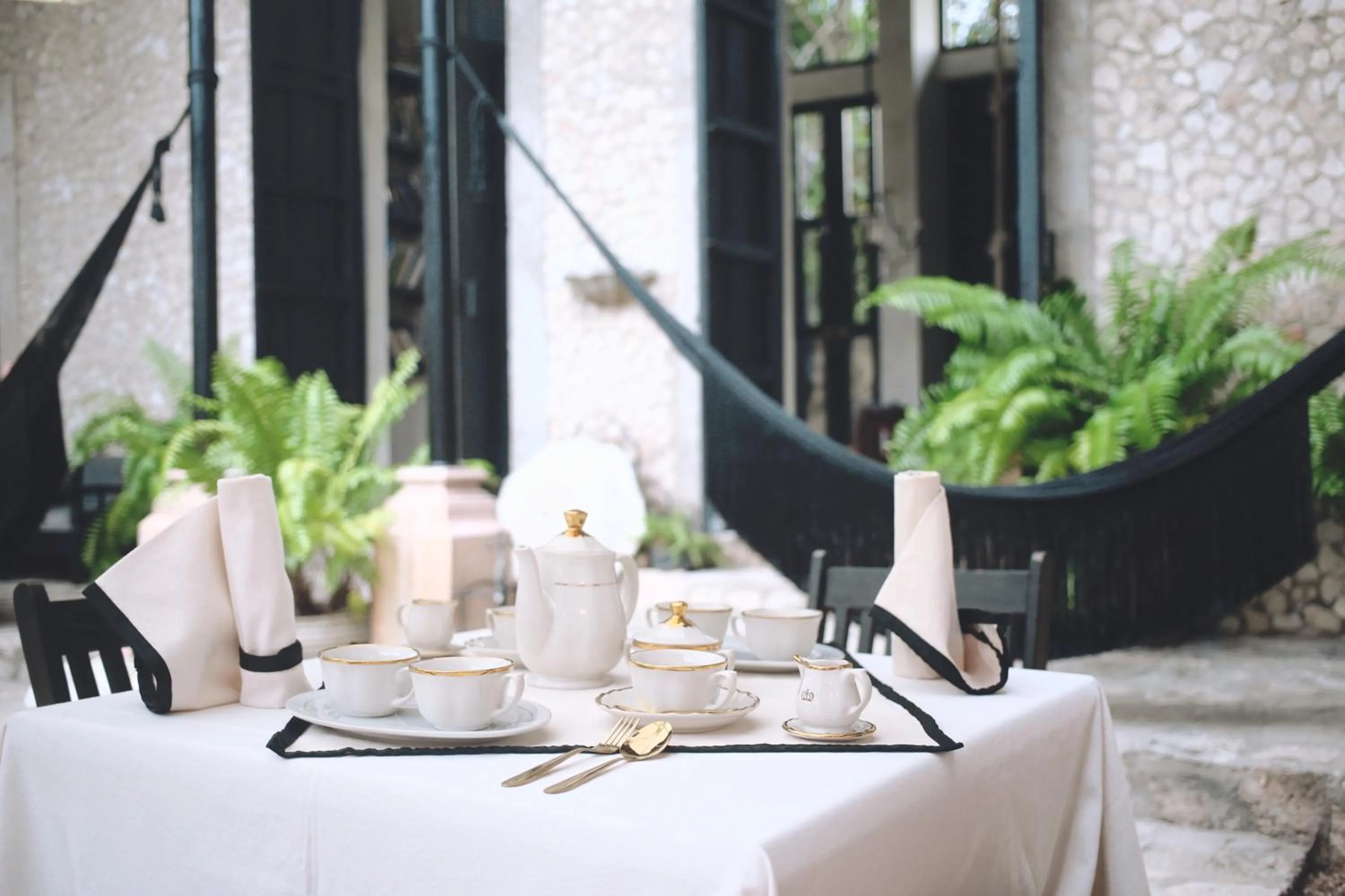 Food and drinks in Coqui Coqui Meson de Malleville - Valladolid