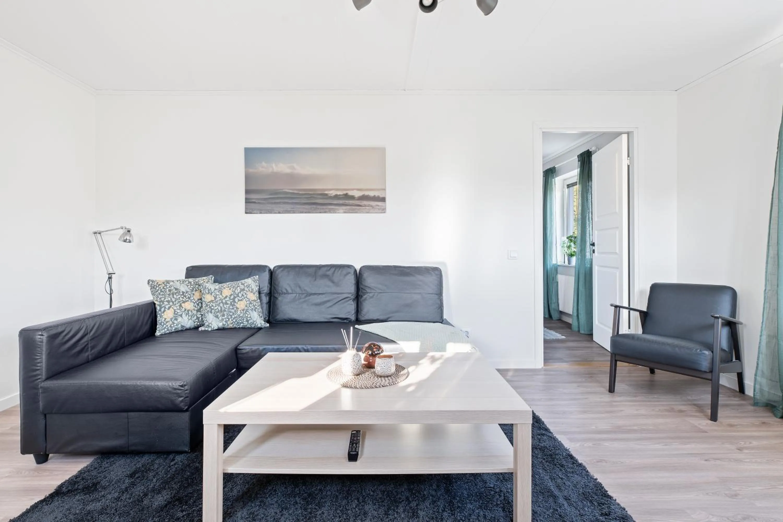 Seating area in Uppsala Lägenhetshotell