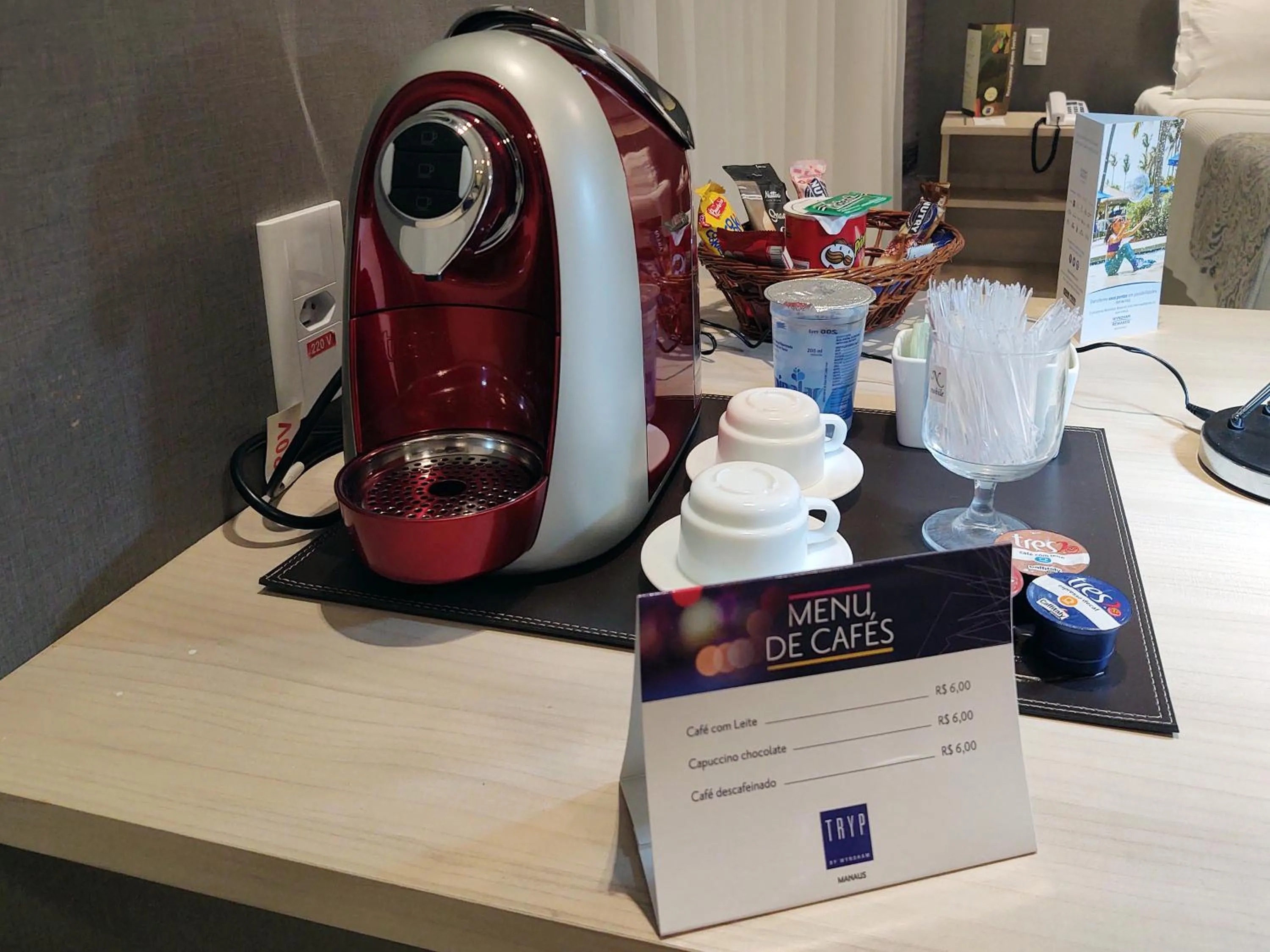 Coffee/tea facilities in TRYP by Wyndham Manaus Aeroporto