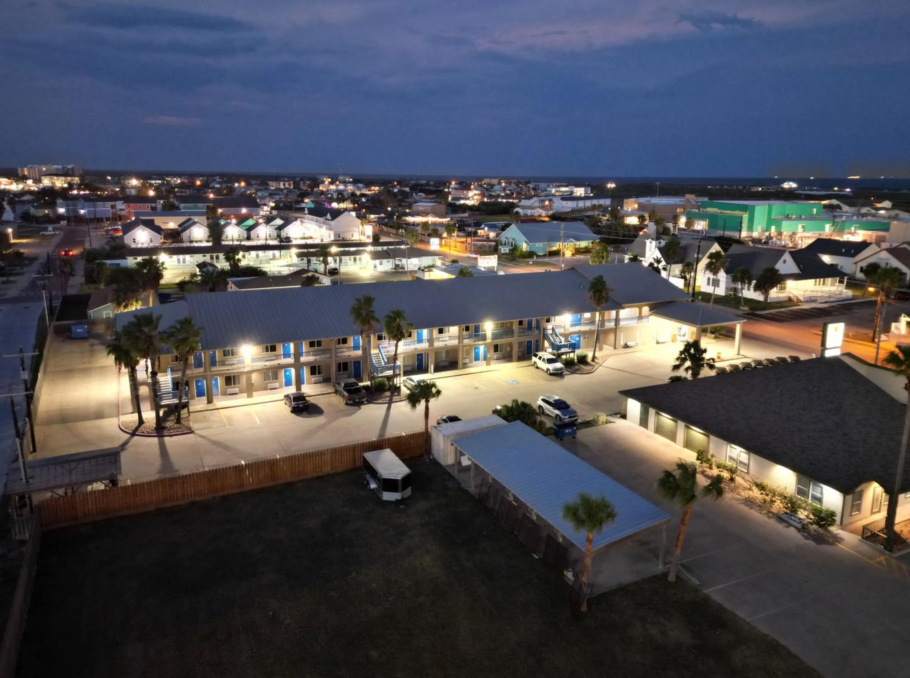 Property building in Alister Square Inn