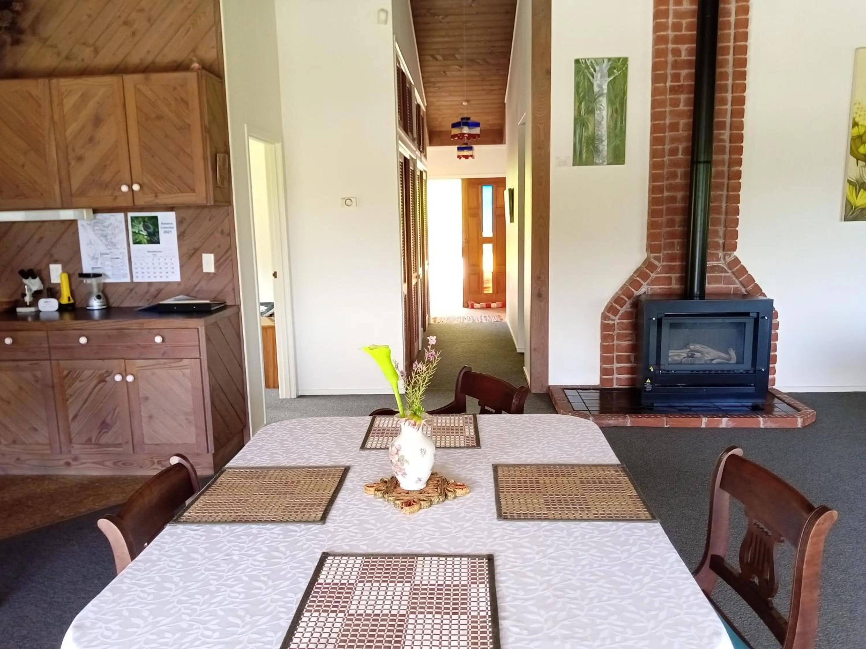 Seating area in Waiotemarama Falls Lodge