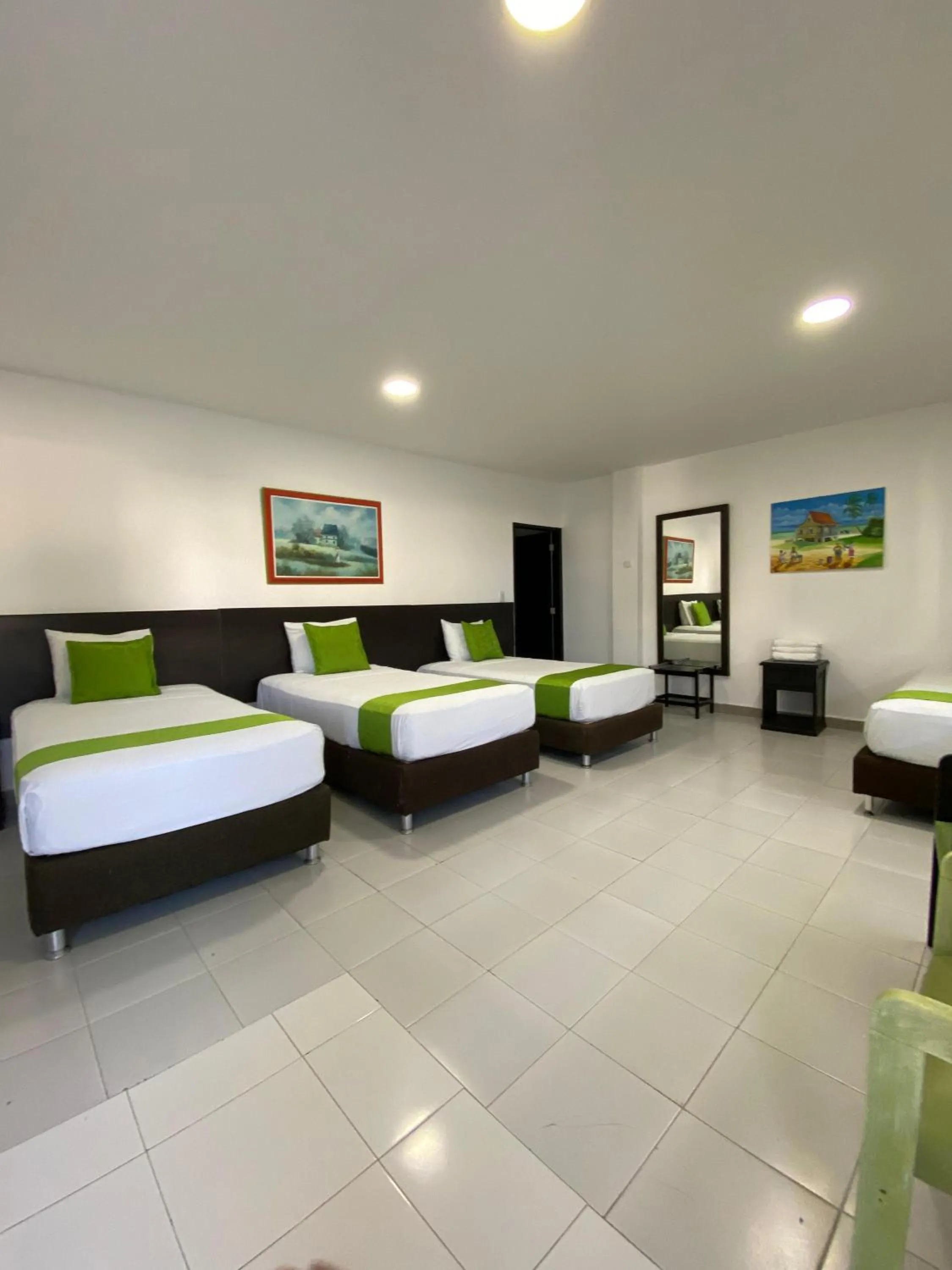 Photo of the whole room, Bed in Hotel Portofino