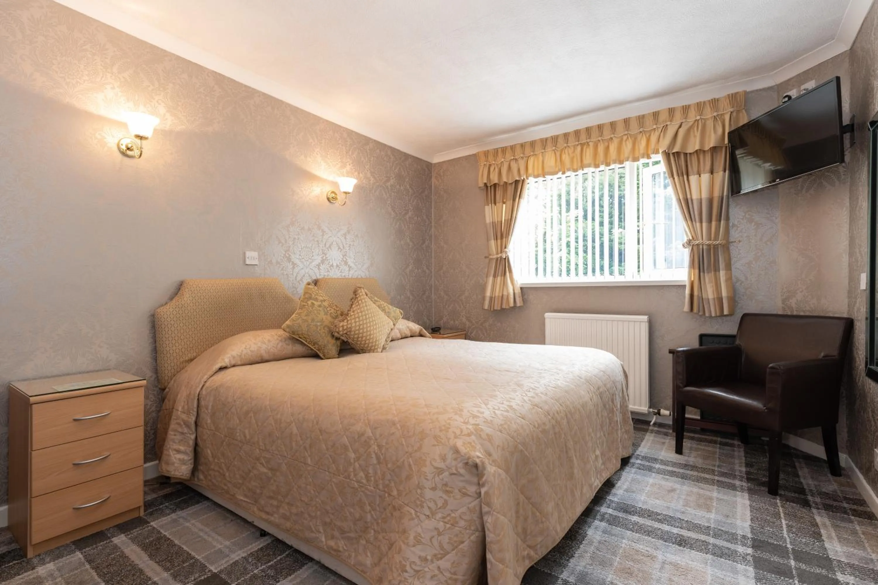 Bed in The Hill Hotel