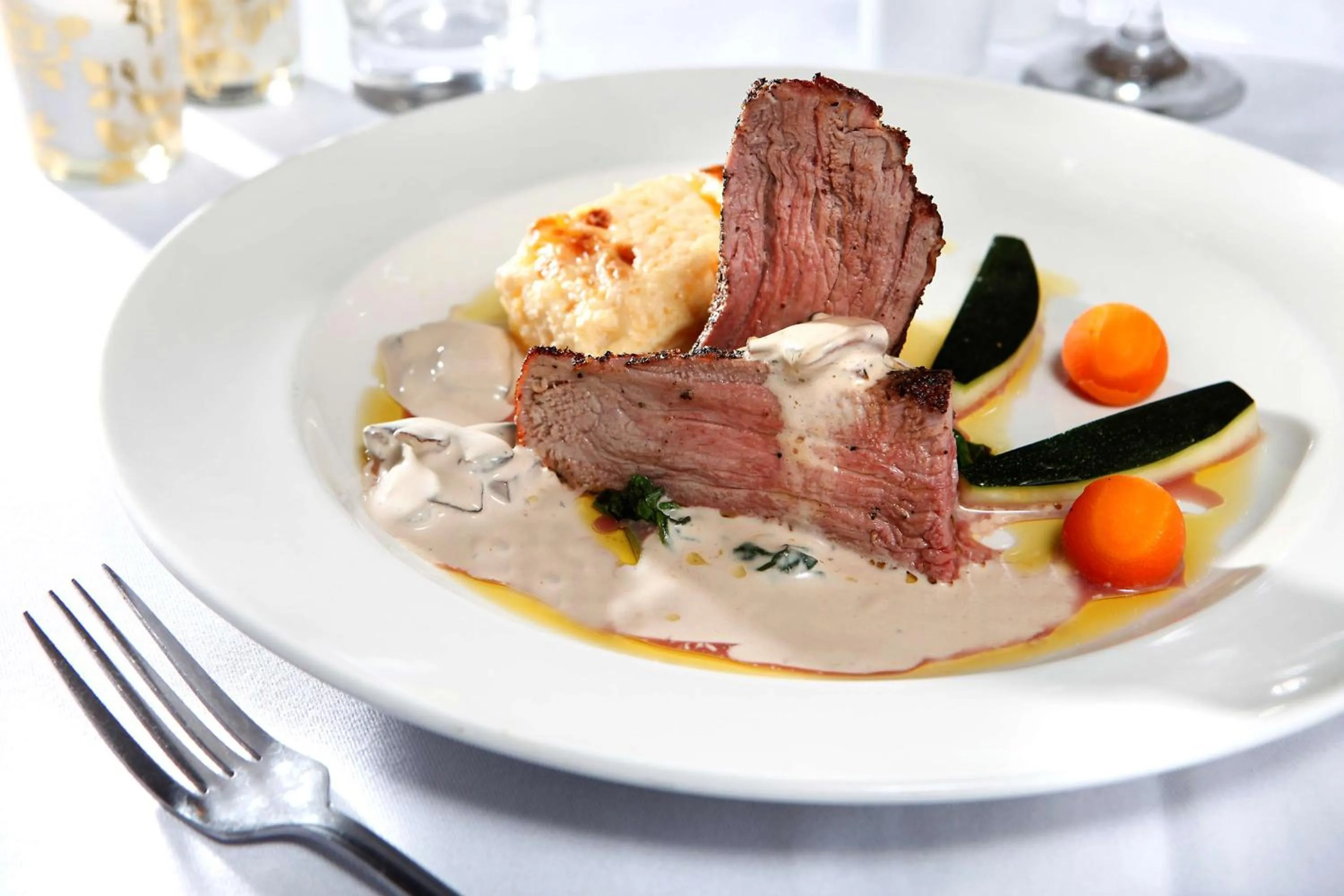 Restaurant/places to eat in Hotel St Pierre, Sure Hotel Collection by Best Western