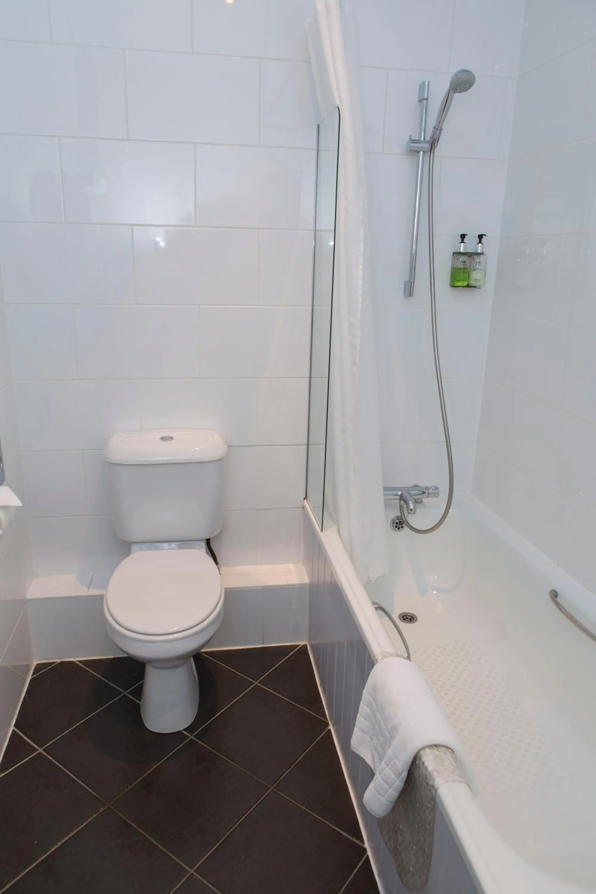 Bathroom in The Crown Hotel