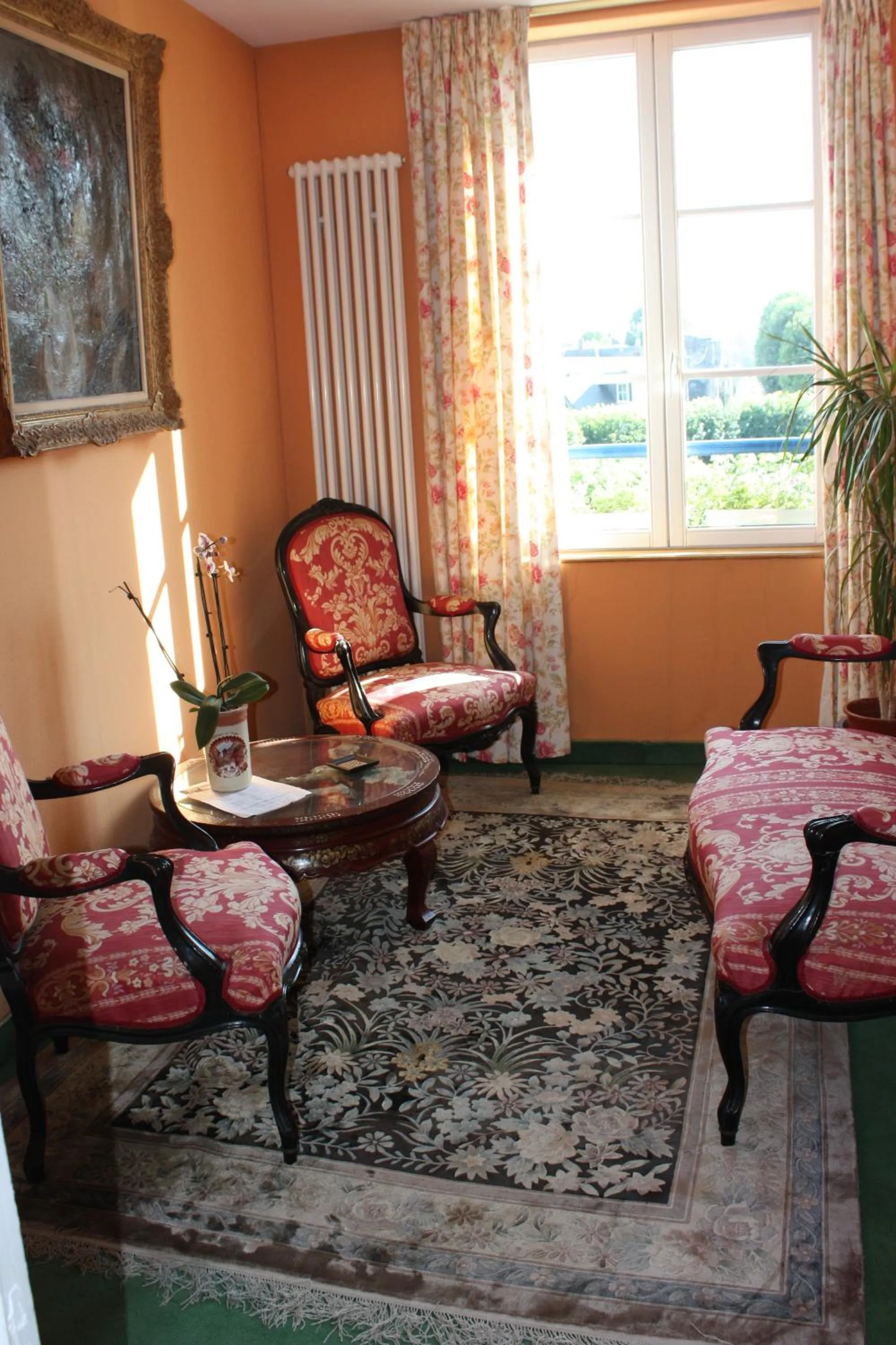 Seating area in Hotel La Diligence