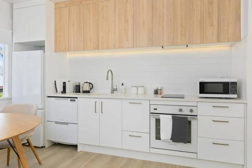 Coffee/tea facilities in Stay Mission Bay