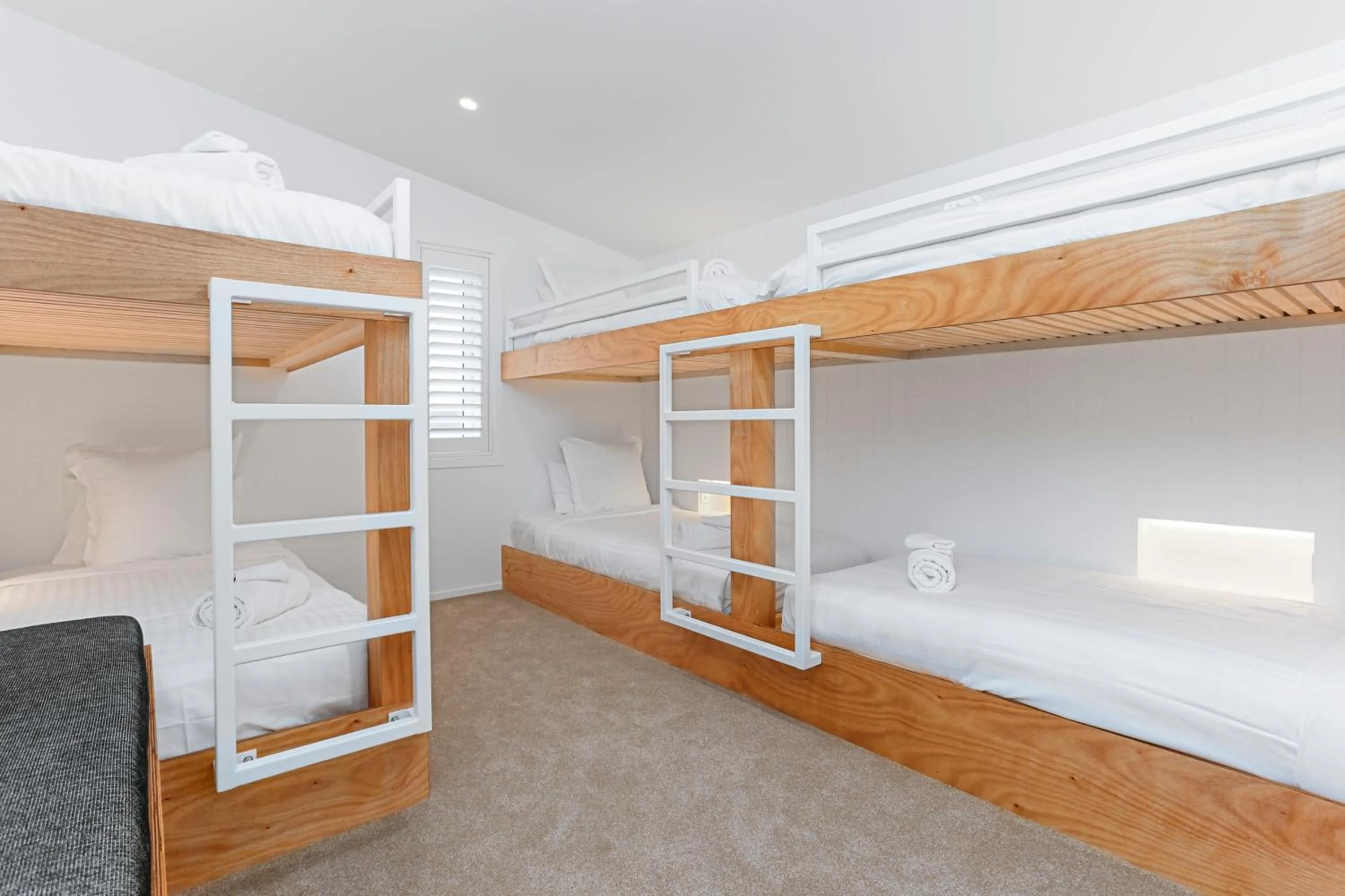 bunk bed, Bed in Stay Mission Bay