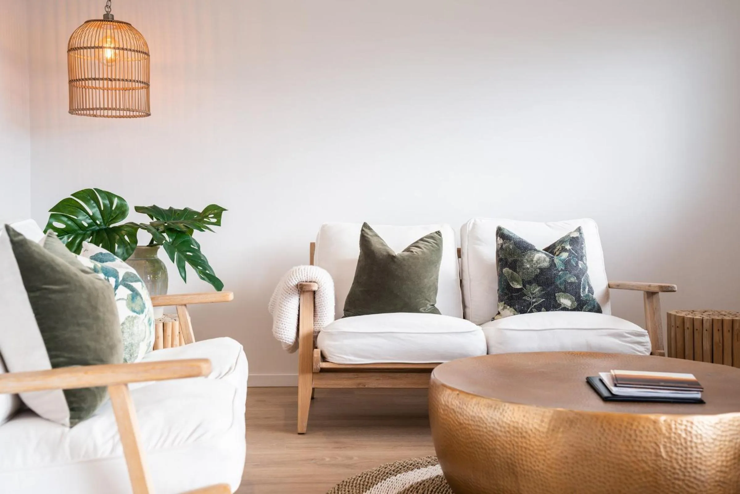 Lounge or bar in Stay Mission Bay