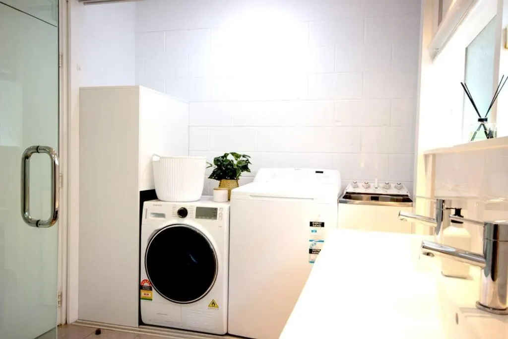 washing machine in Stay Mission Bay